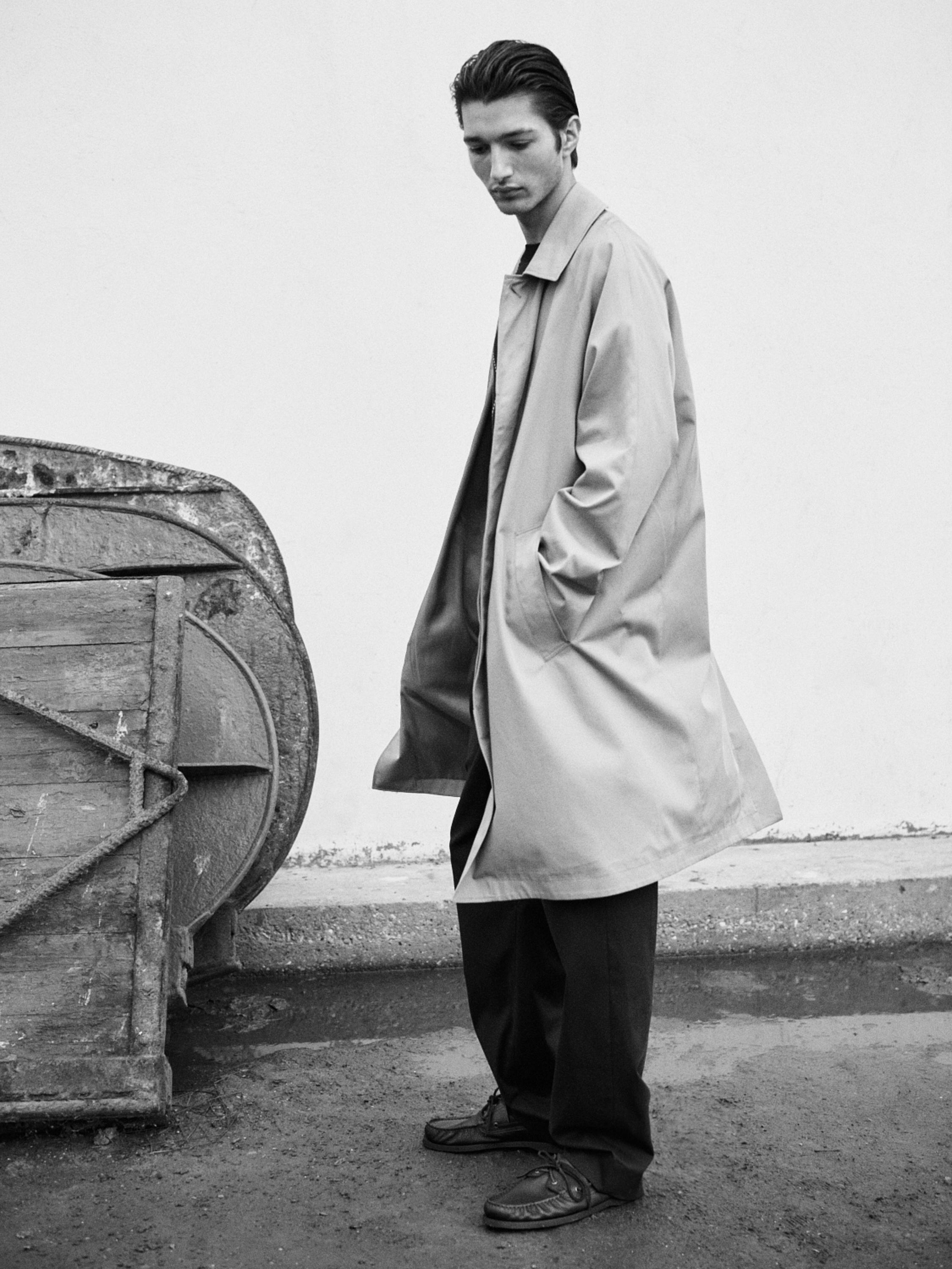 Lightweight cotton trench coat — BEIGE