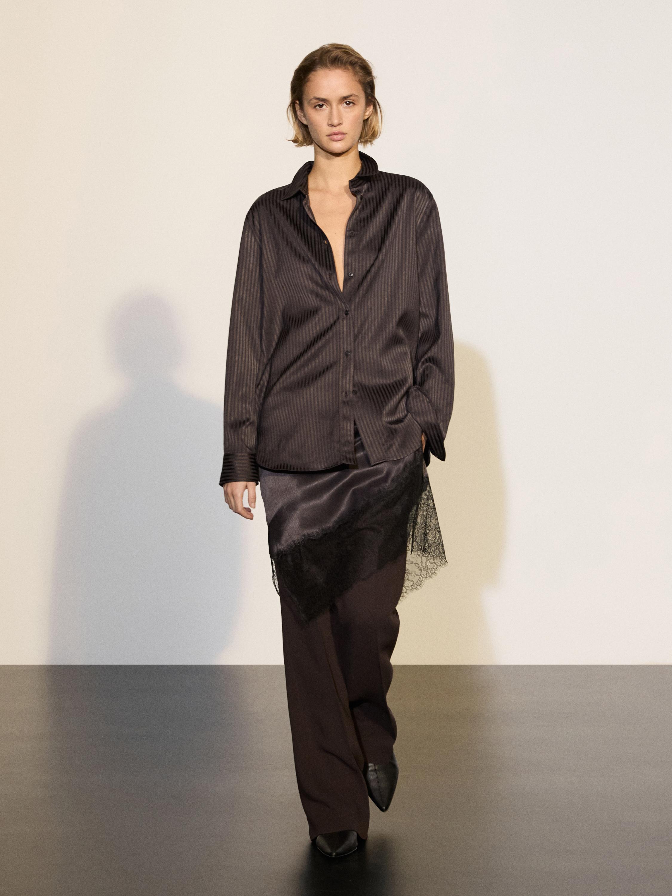 Flared trousers with pocket — Chocolate