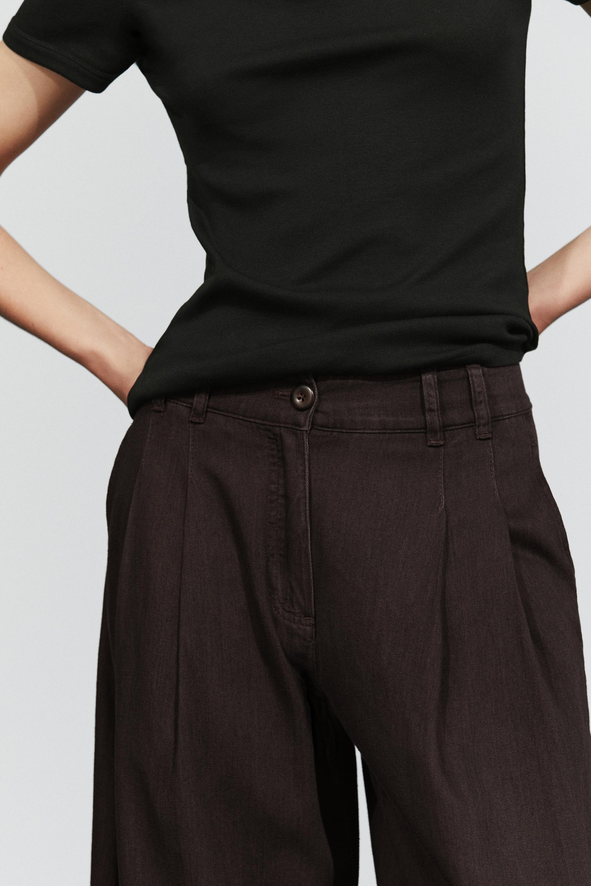 Pleated barrel fit jeans — BROWN