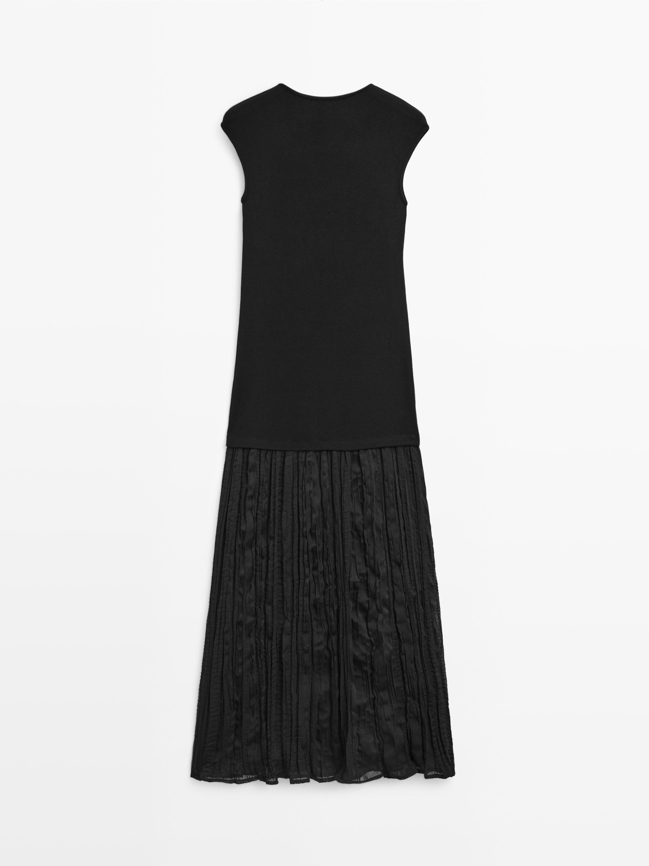 Long contrast pleated dress Black Dress | Massimo Dutti Long contrast pleated dress Black Dress | Massimo Dutti