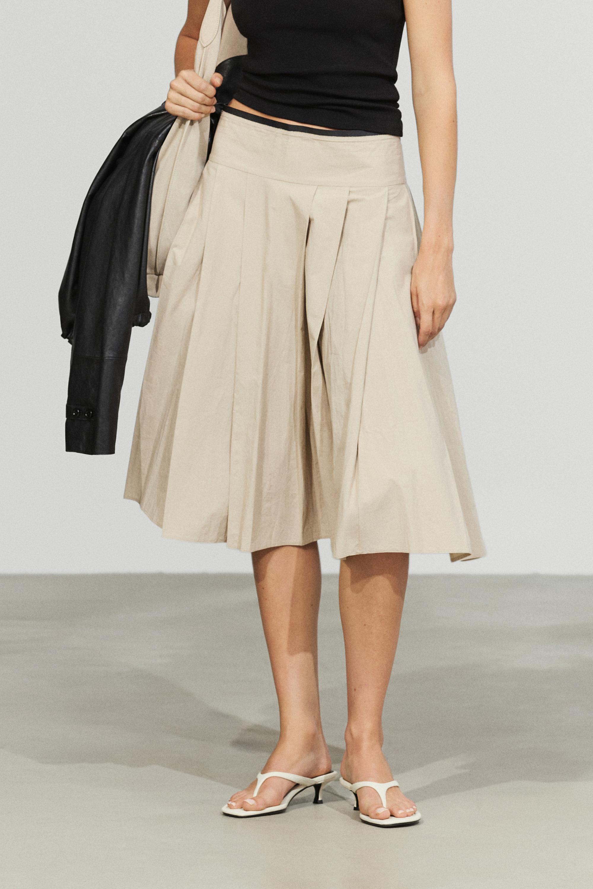 Pleated midi skirt with contrasting sash — SAND