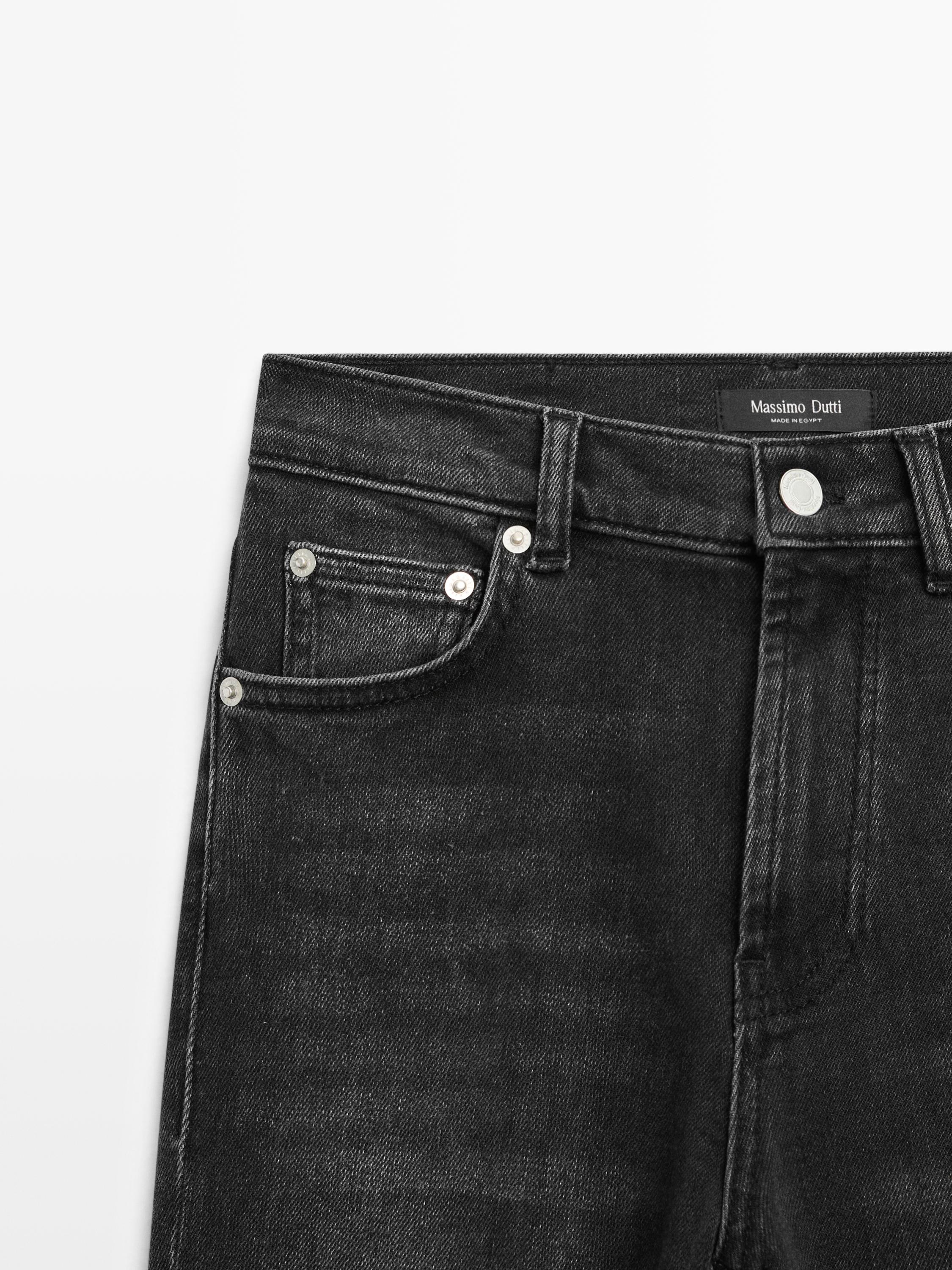Mid-rise straight-leg jeans