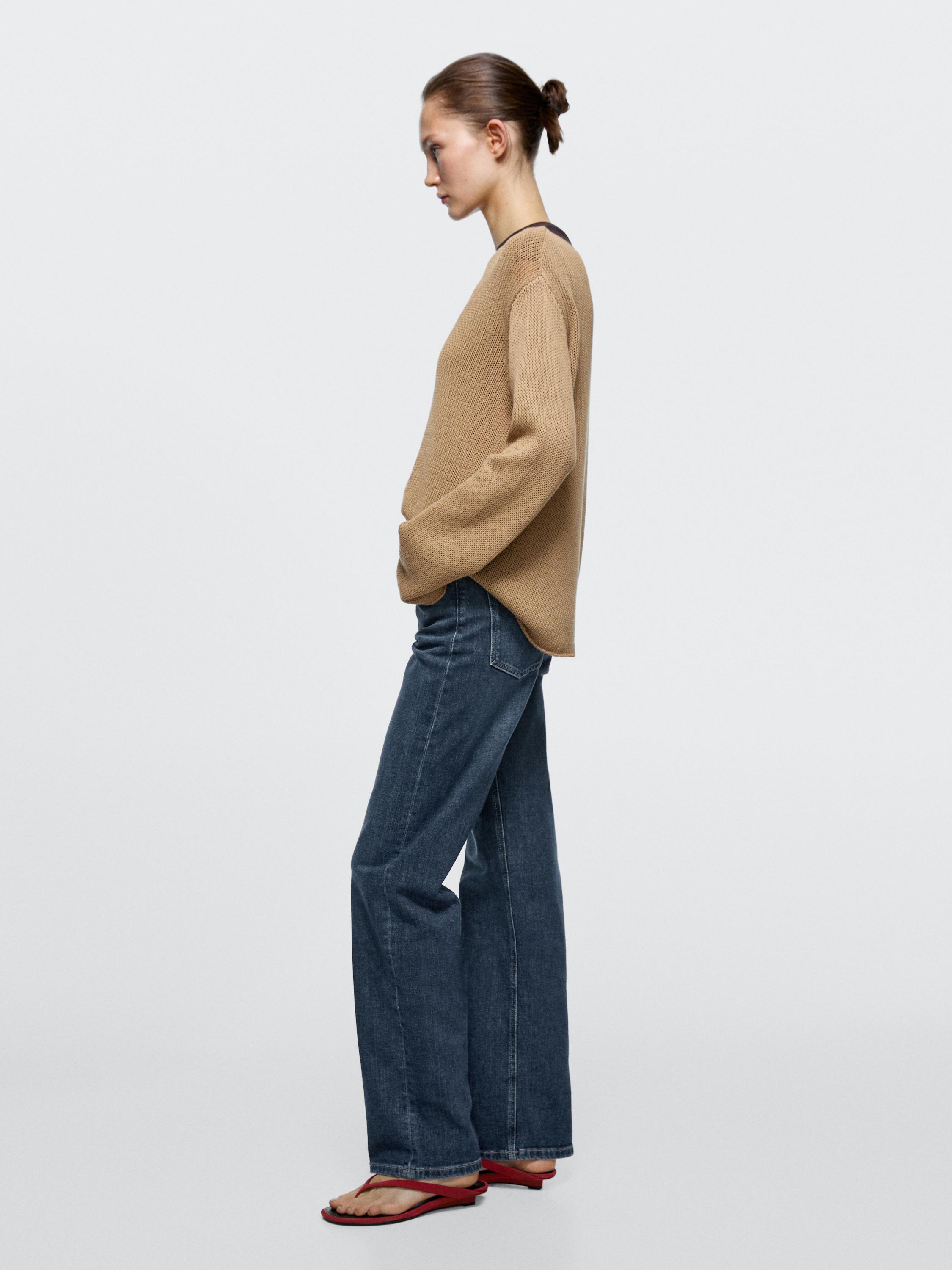 High-waist straight-leg comfort jeans
