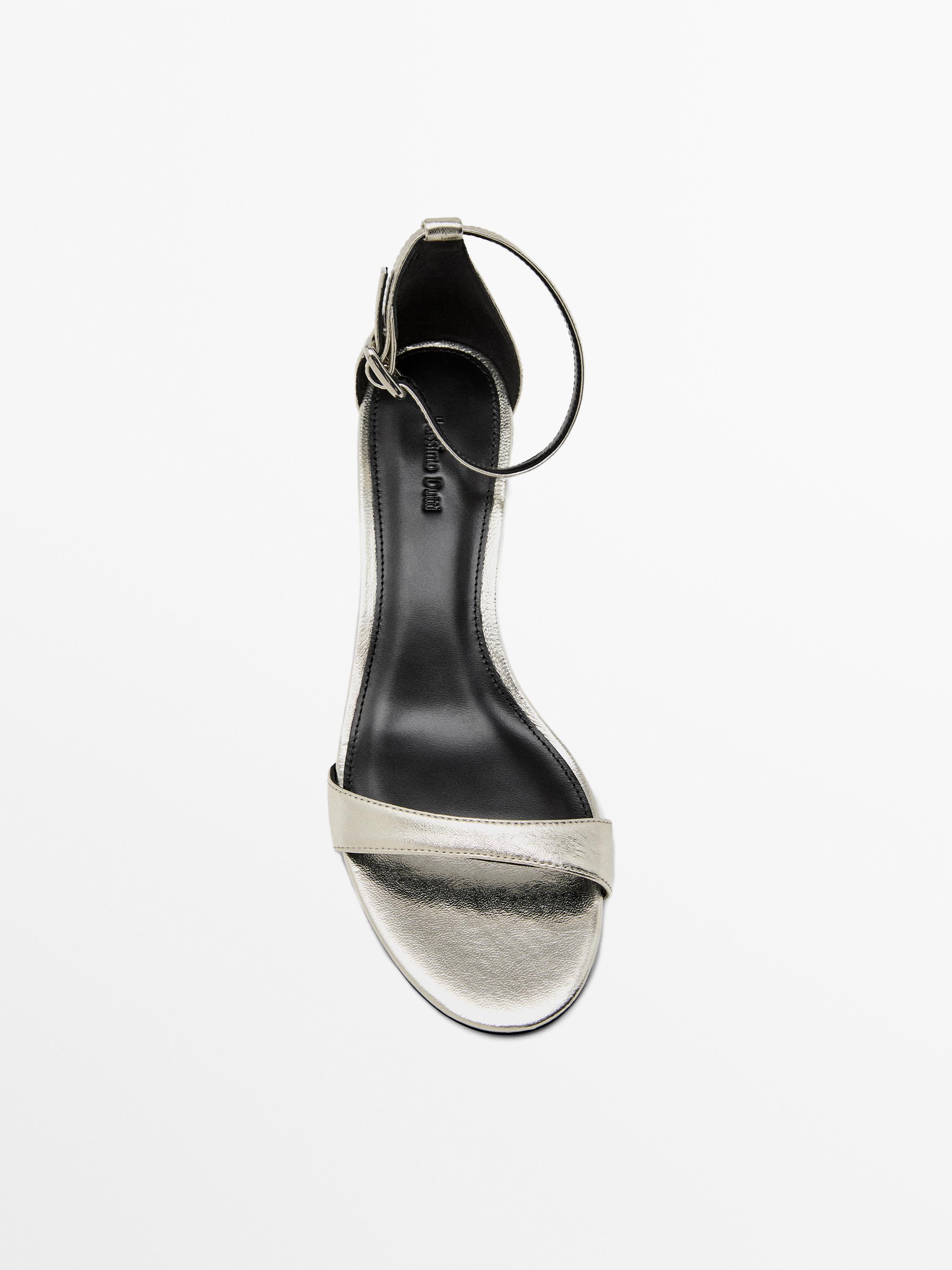 High-heel sandals with metallic strap