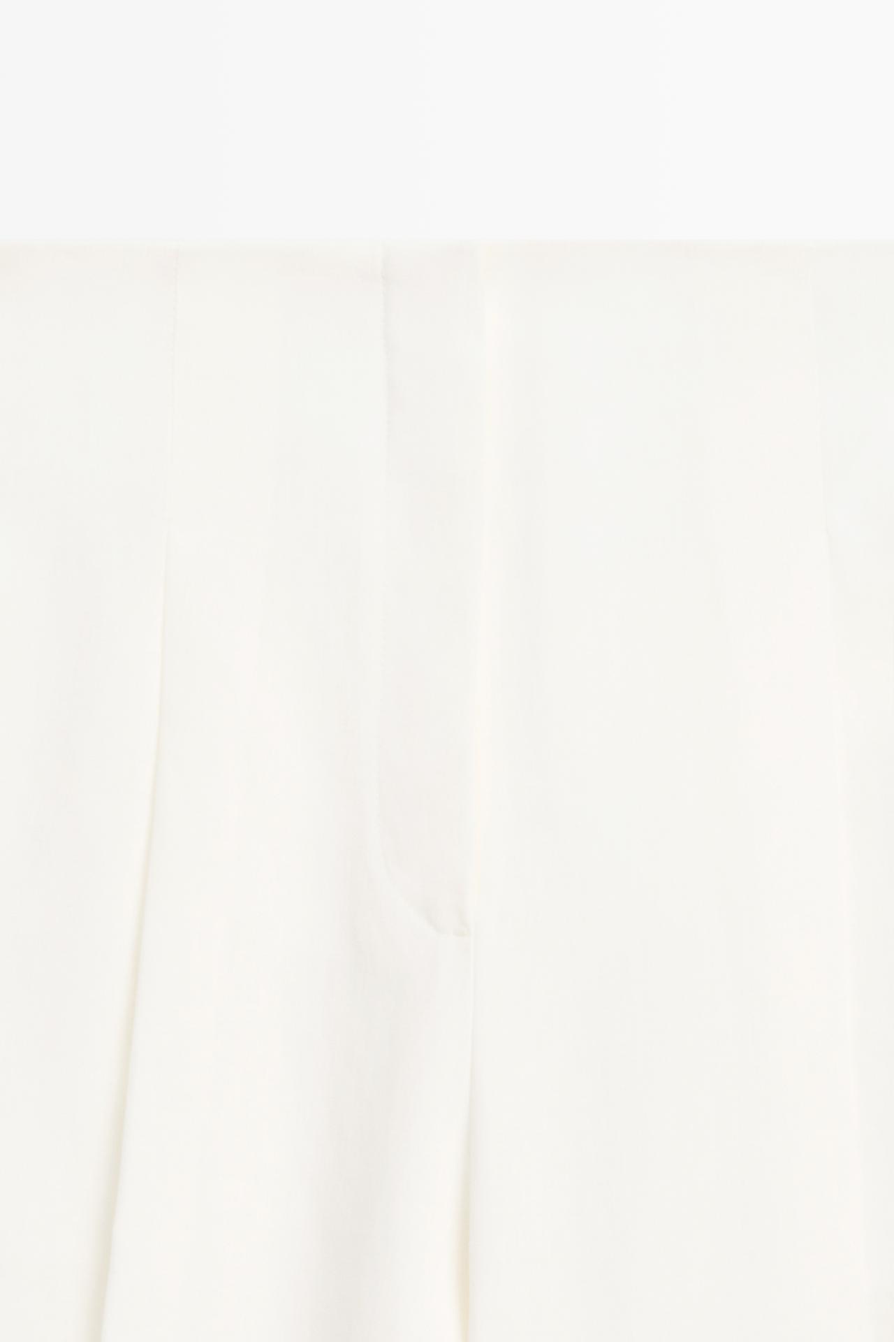 Linen trousers with darts — Off white