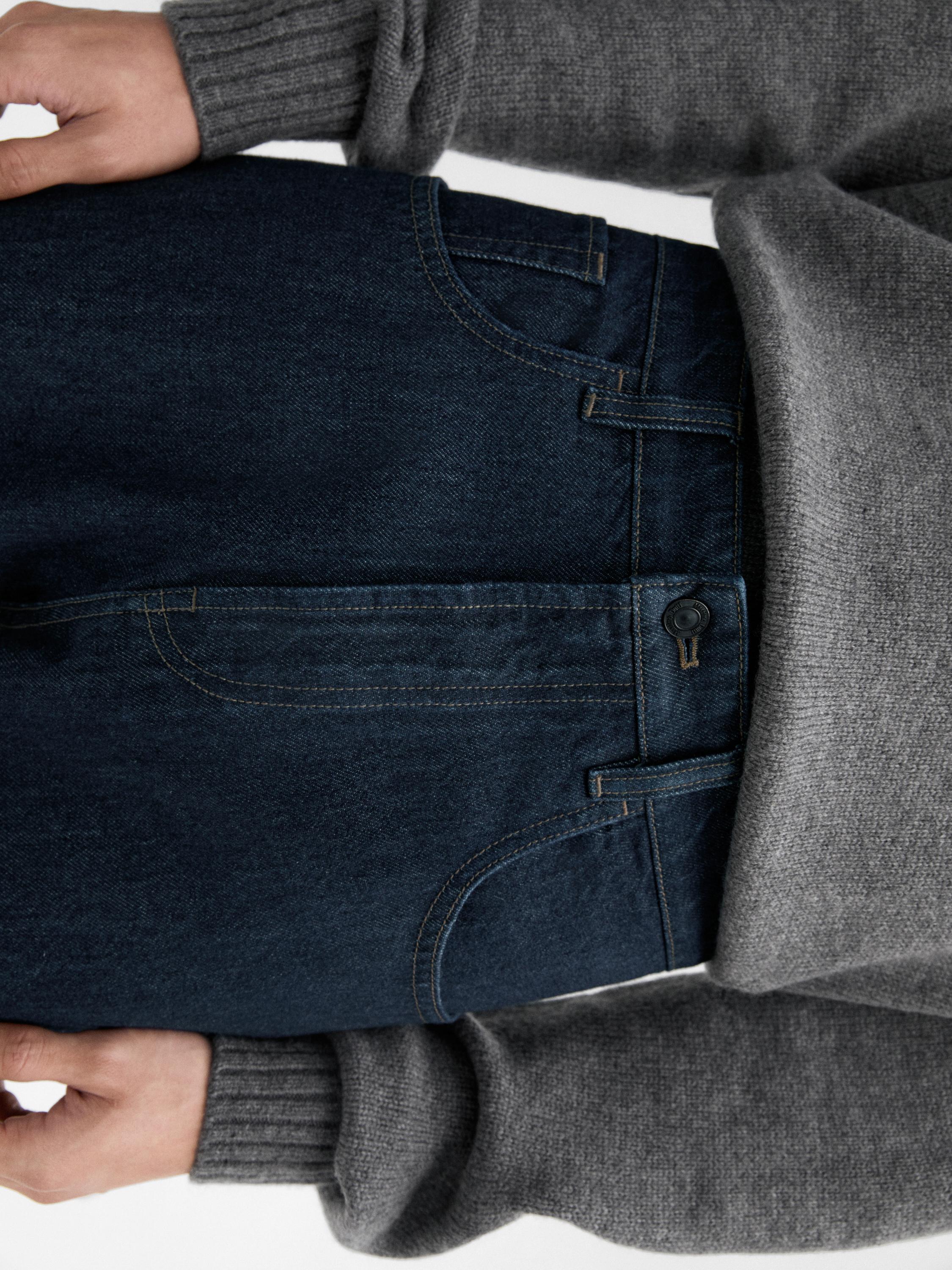 Wide-leg jeans