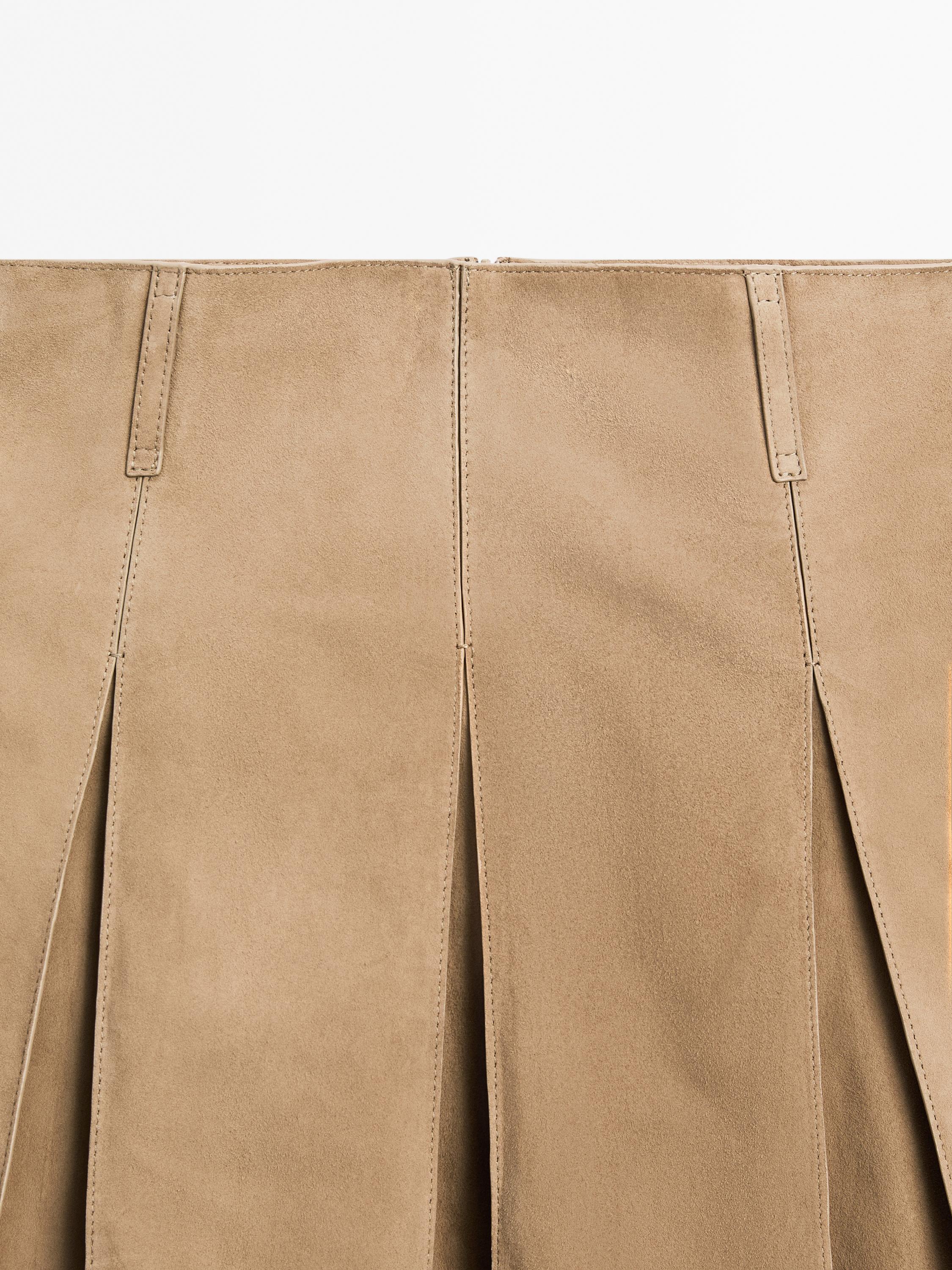 Pleated suede leather skirt