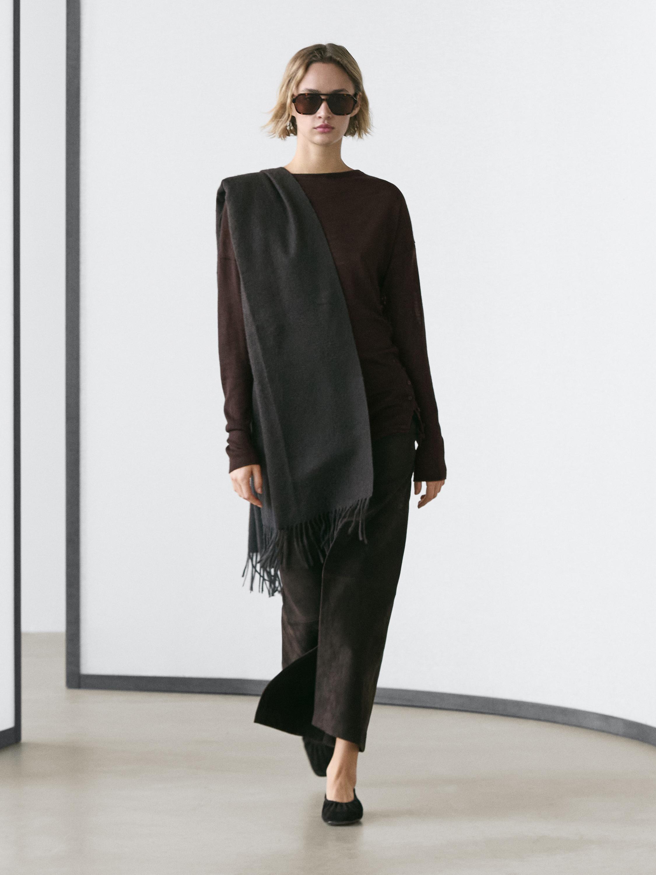 Drapierte Oberteil mit Fledermausärmeln aus Wollmischgewebe