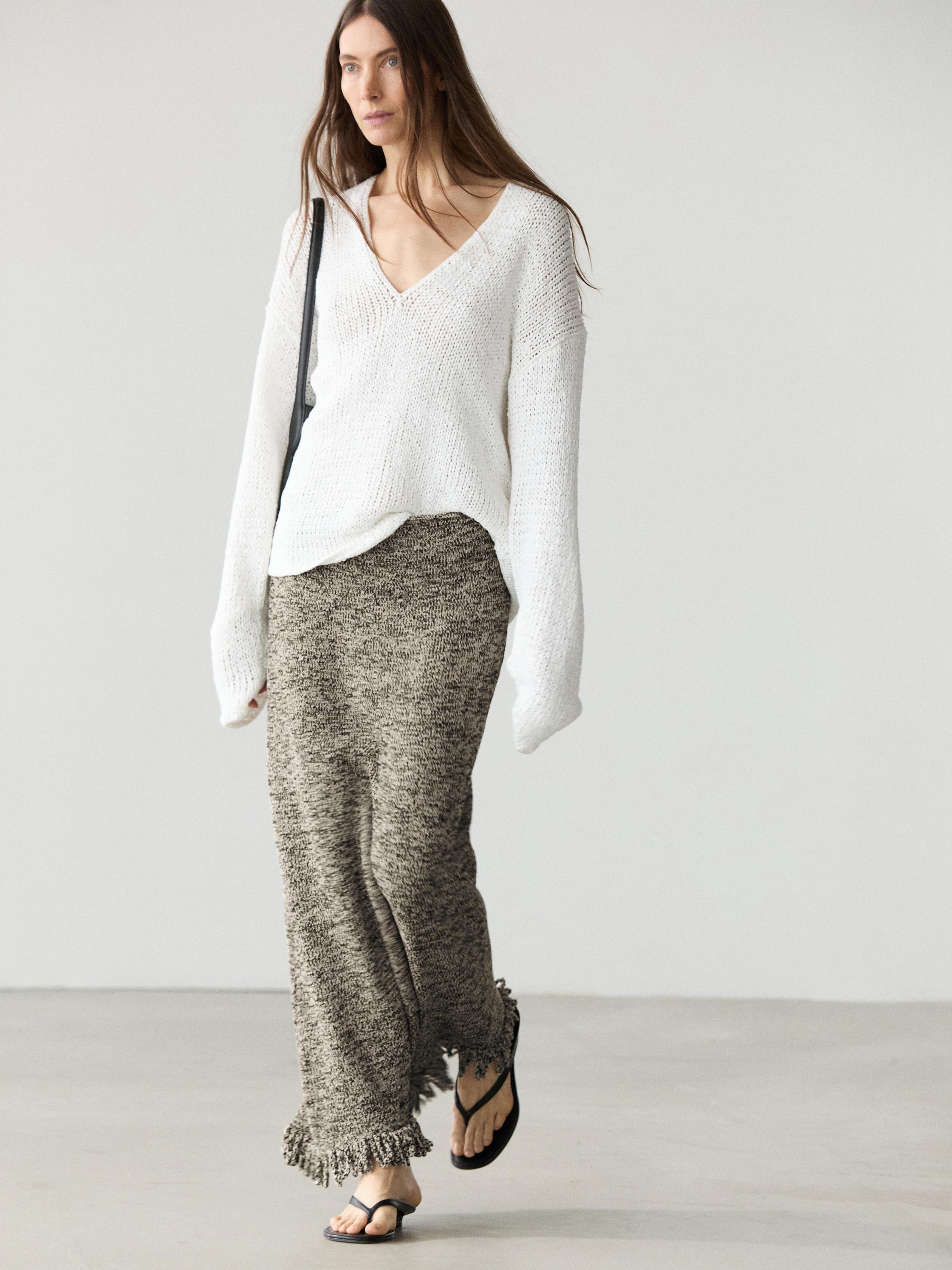 Total look knit skirt with fringing — BLACK