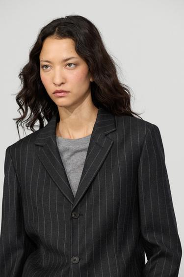 100% wool pinstripe blazer — GREY 8
