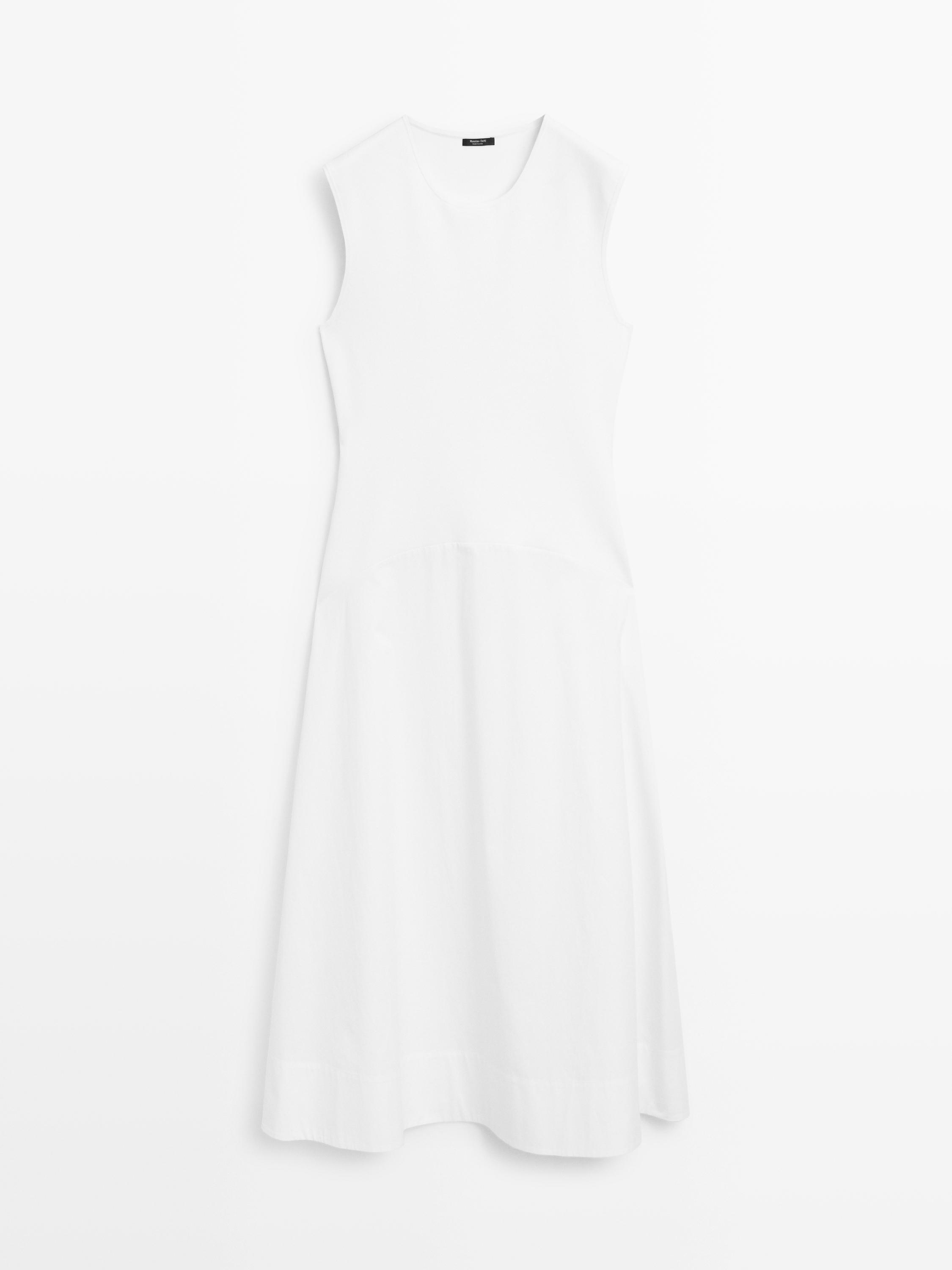 Gaun panjang kontras tanpa lengan