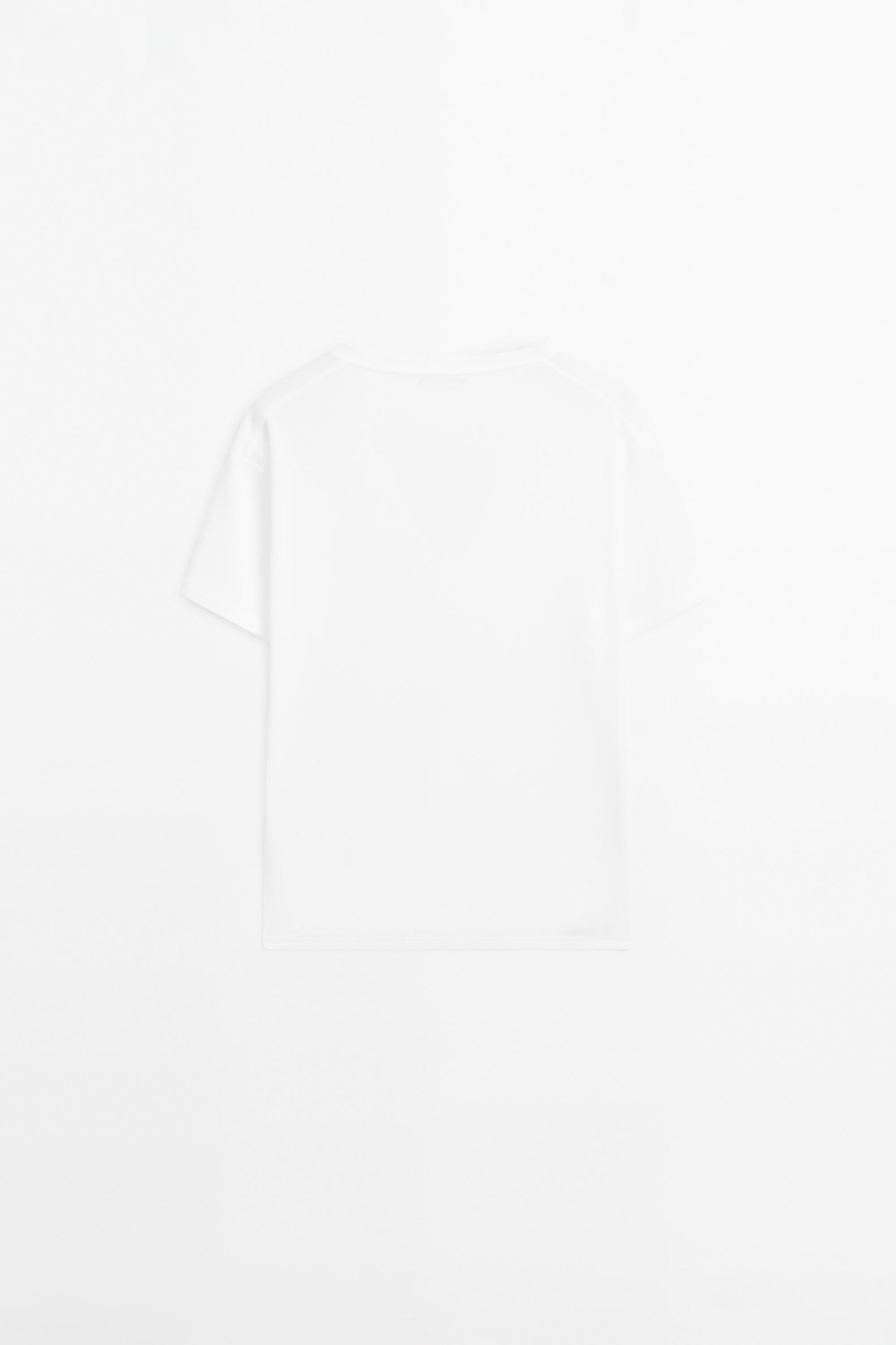 Flowing V-neck T-shirt — WHITE