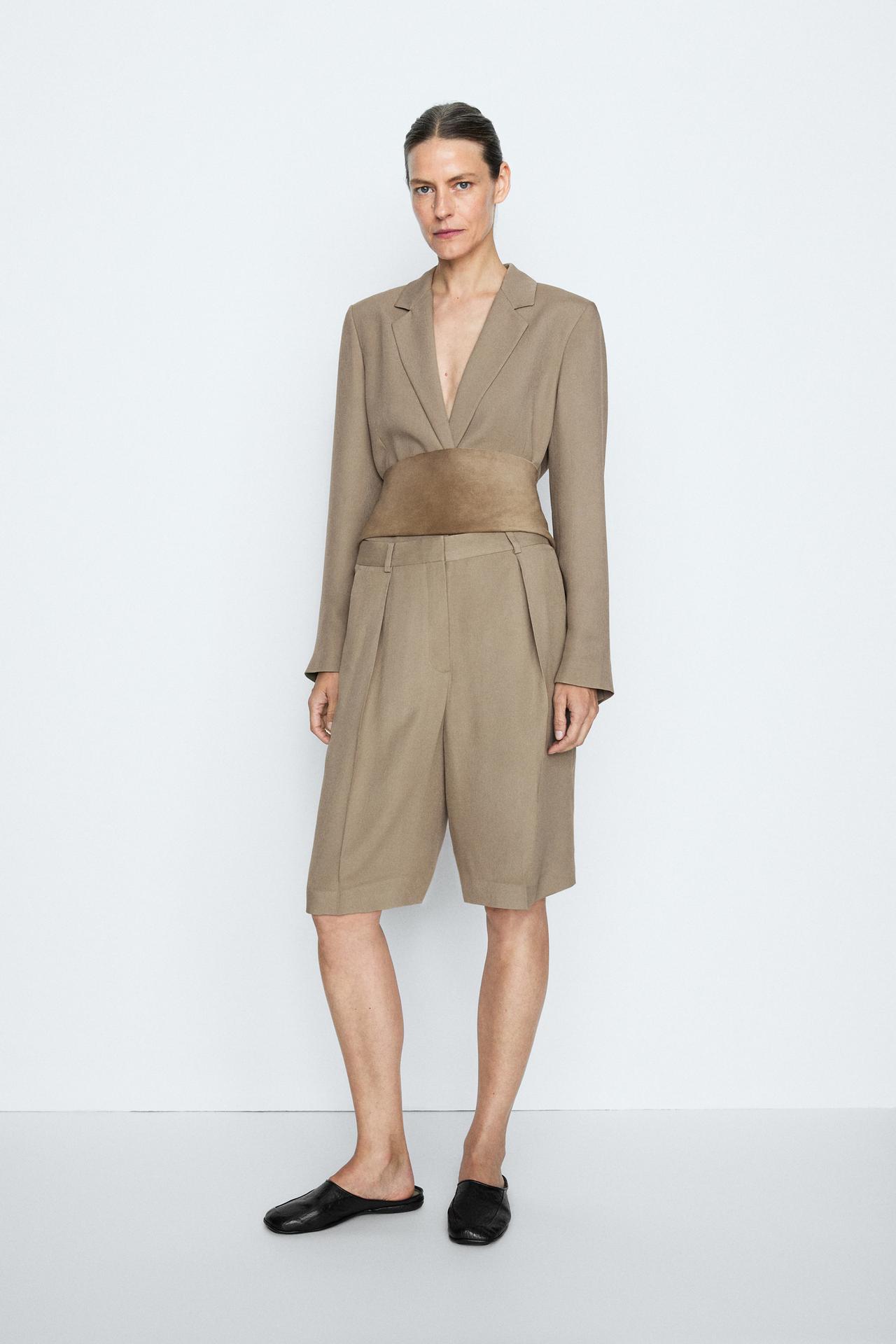 Long darted Bermuda shorts - STUDIO — STONE