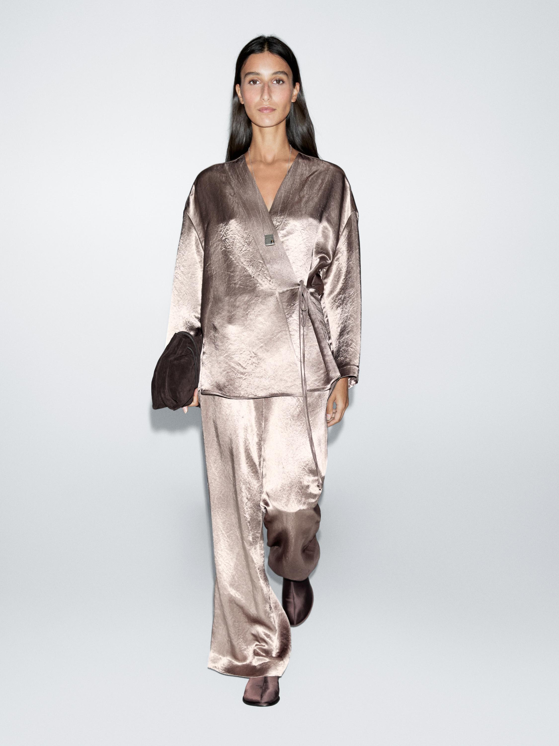 بنطلون فضفاض بساق عريضة وحزام مشد