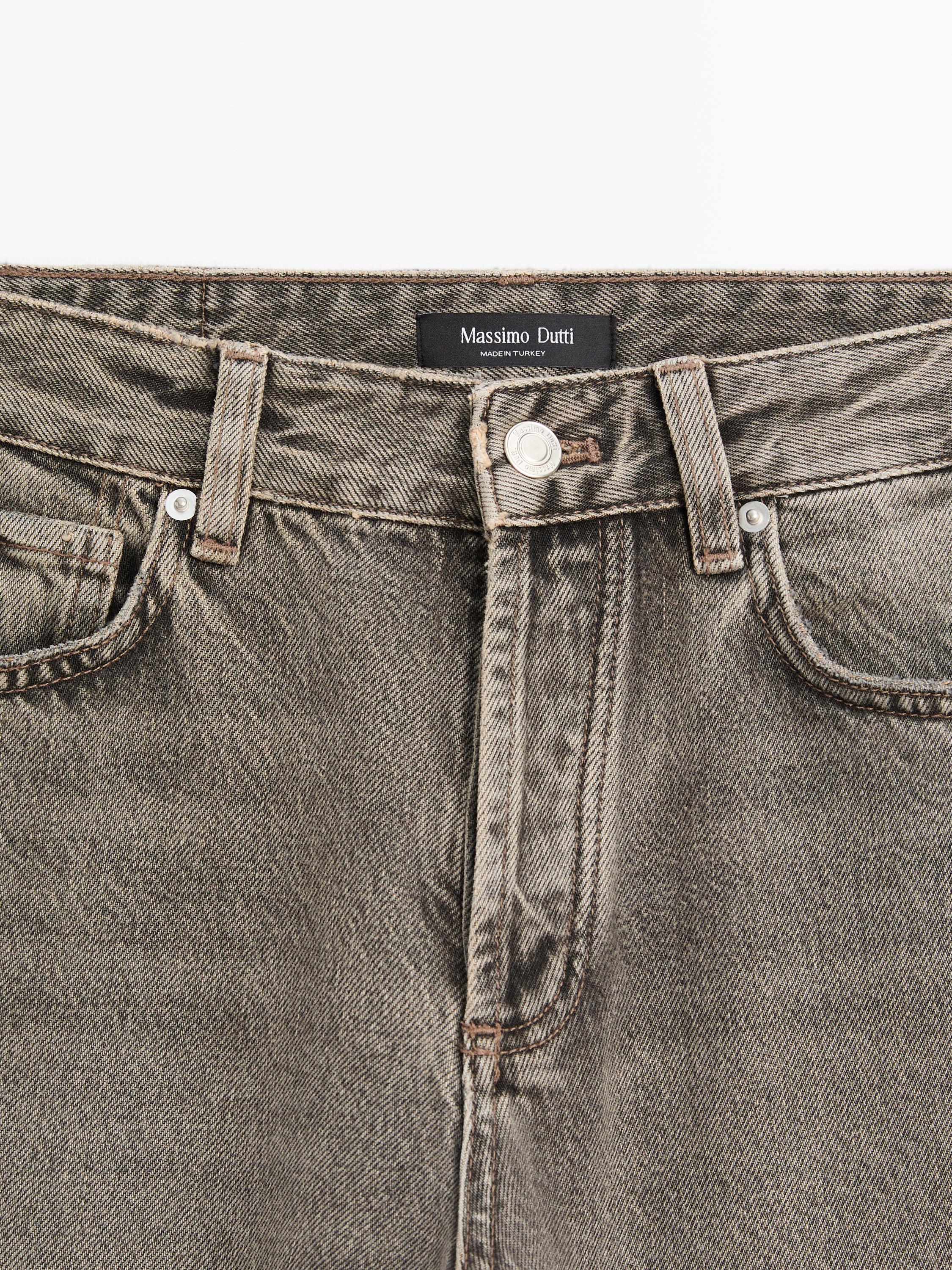 Mid-rise wide-leg jeans