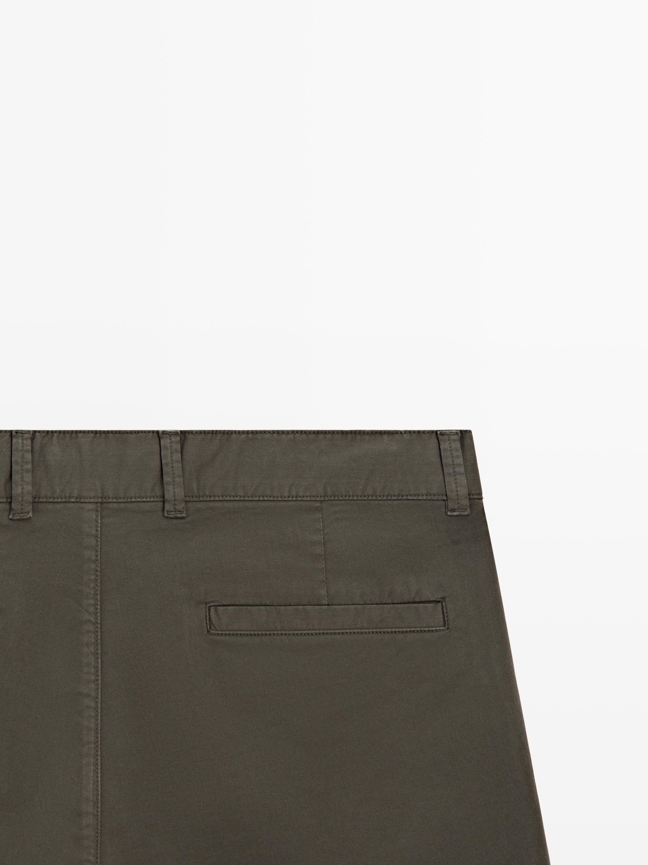 Cotton blend Bermuda shorts with pocket — DARK GREEN