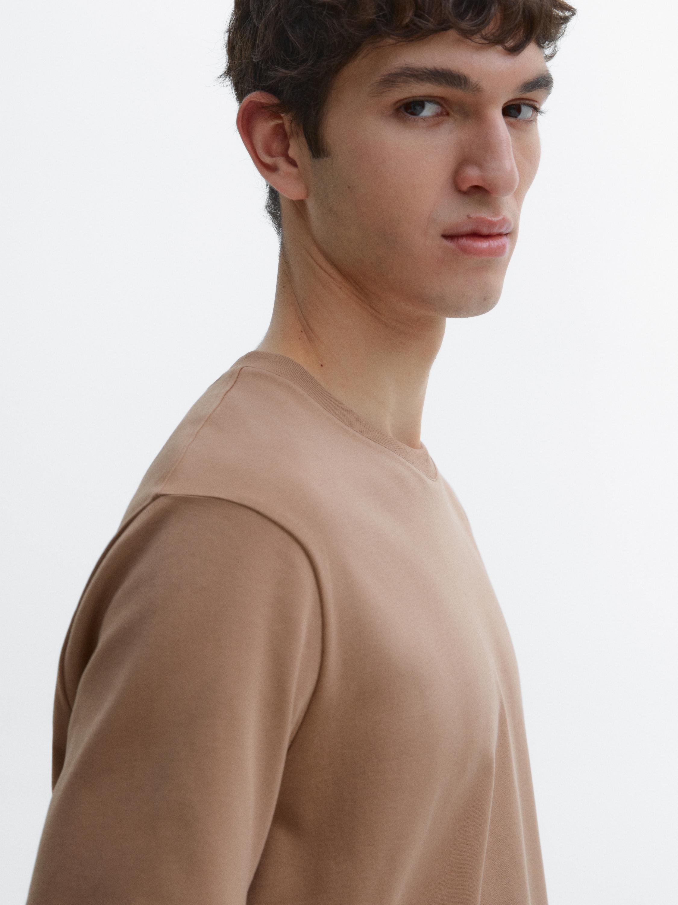 100% cotton medium weight T-shirt