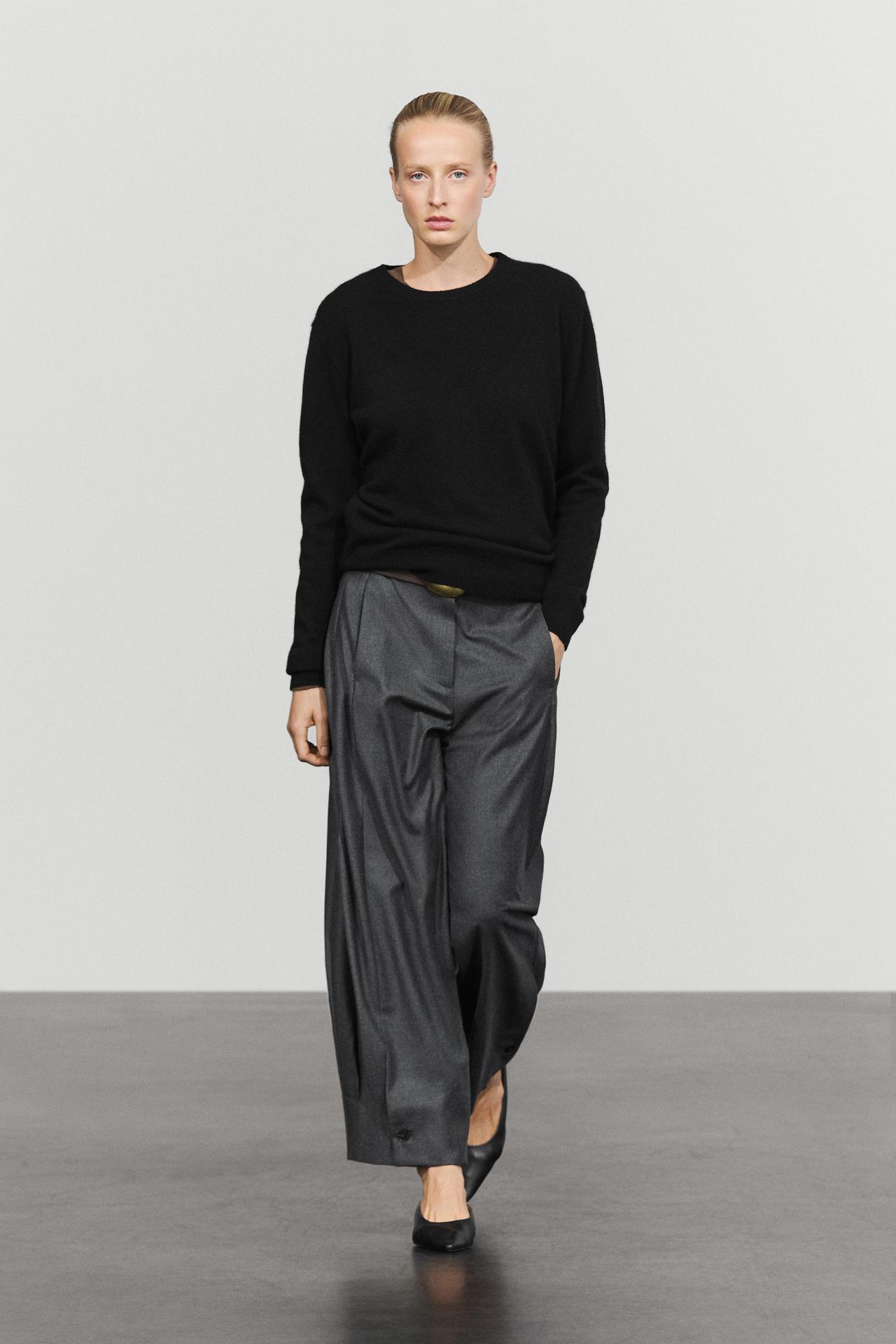 100% cashmere long sleeve sweater — BLACK
