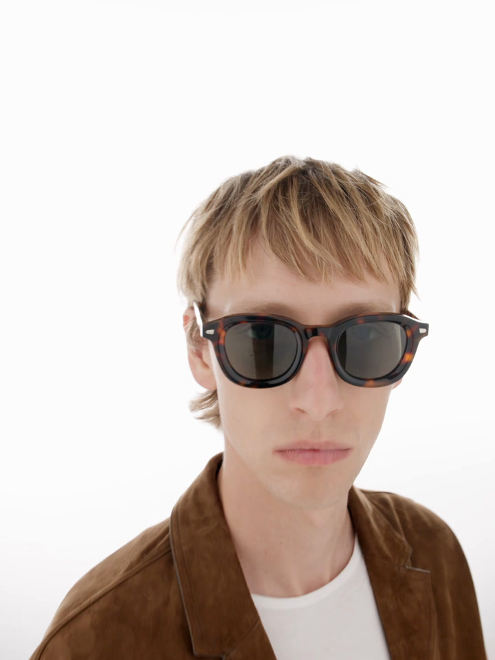 Round tortoiseshell-effect sunglasses