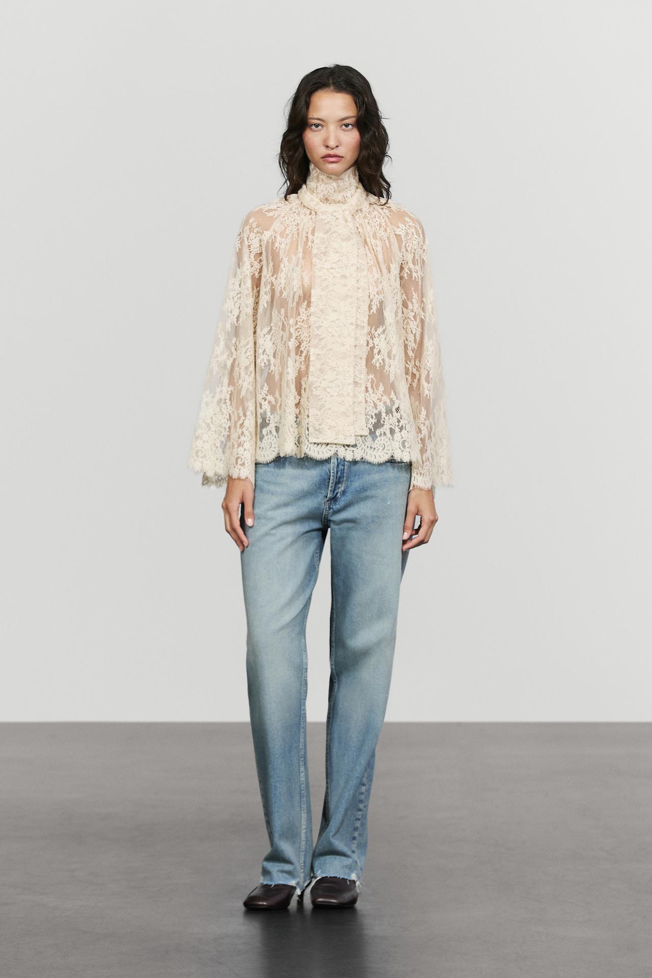 Flowing lace blouse with tie — Beige