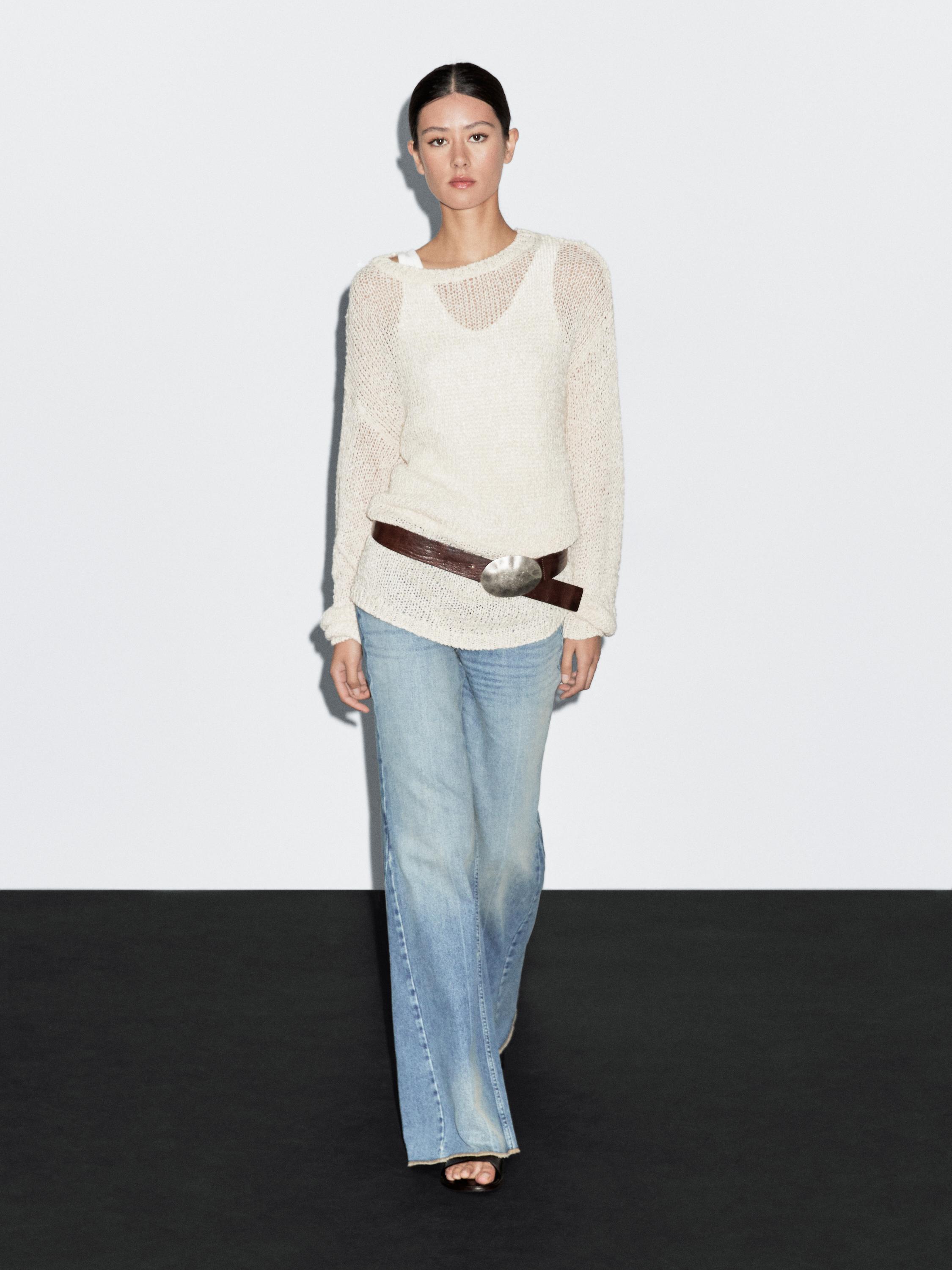 Свитер оверсайз ажурной вязки