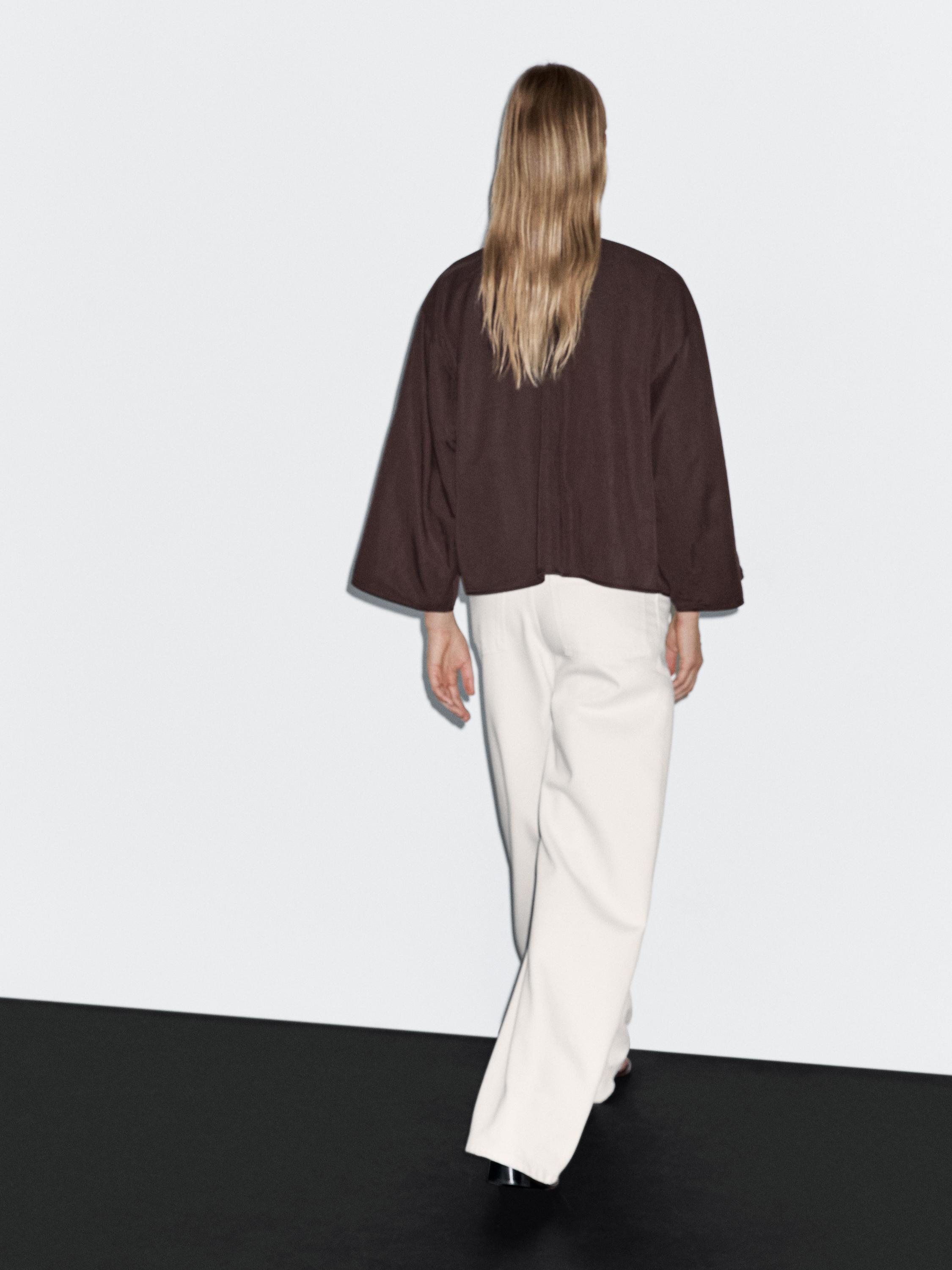 Cropped shirt with drawstring detail