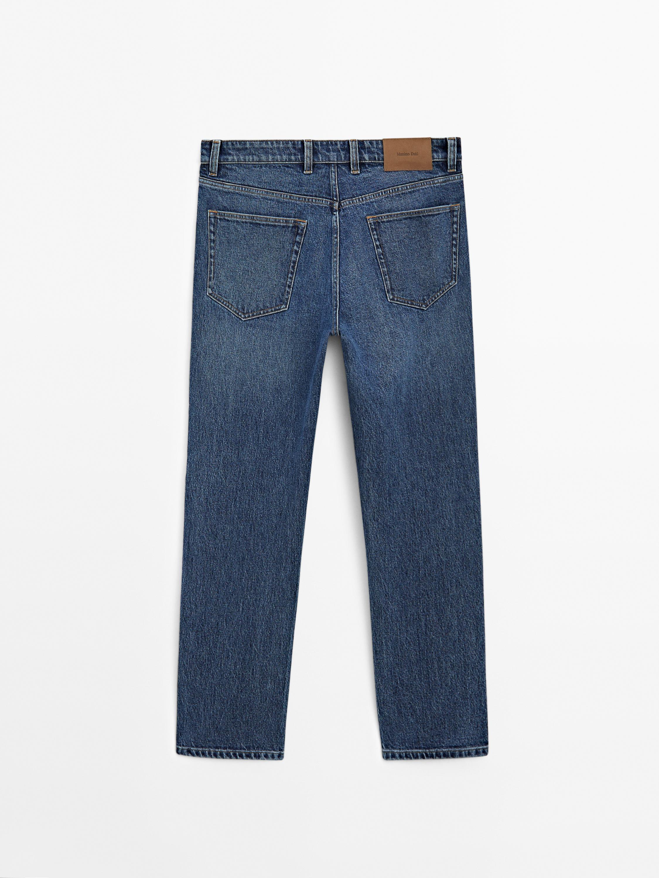 Tapered fit jeans