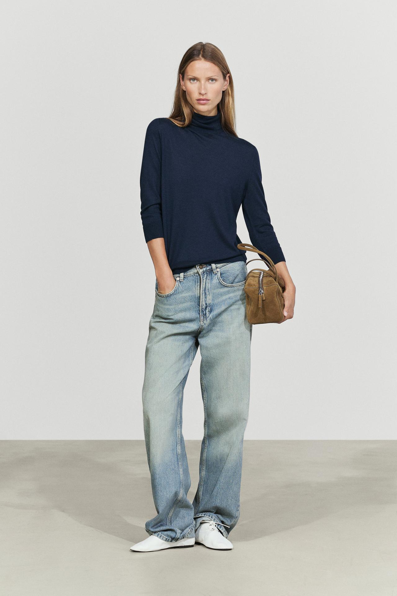 Wool blend turtleneck knit sweater — NAVY BLUE