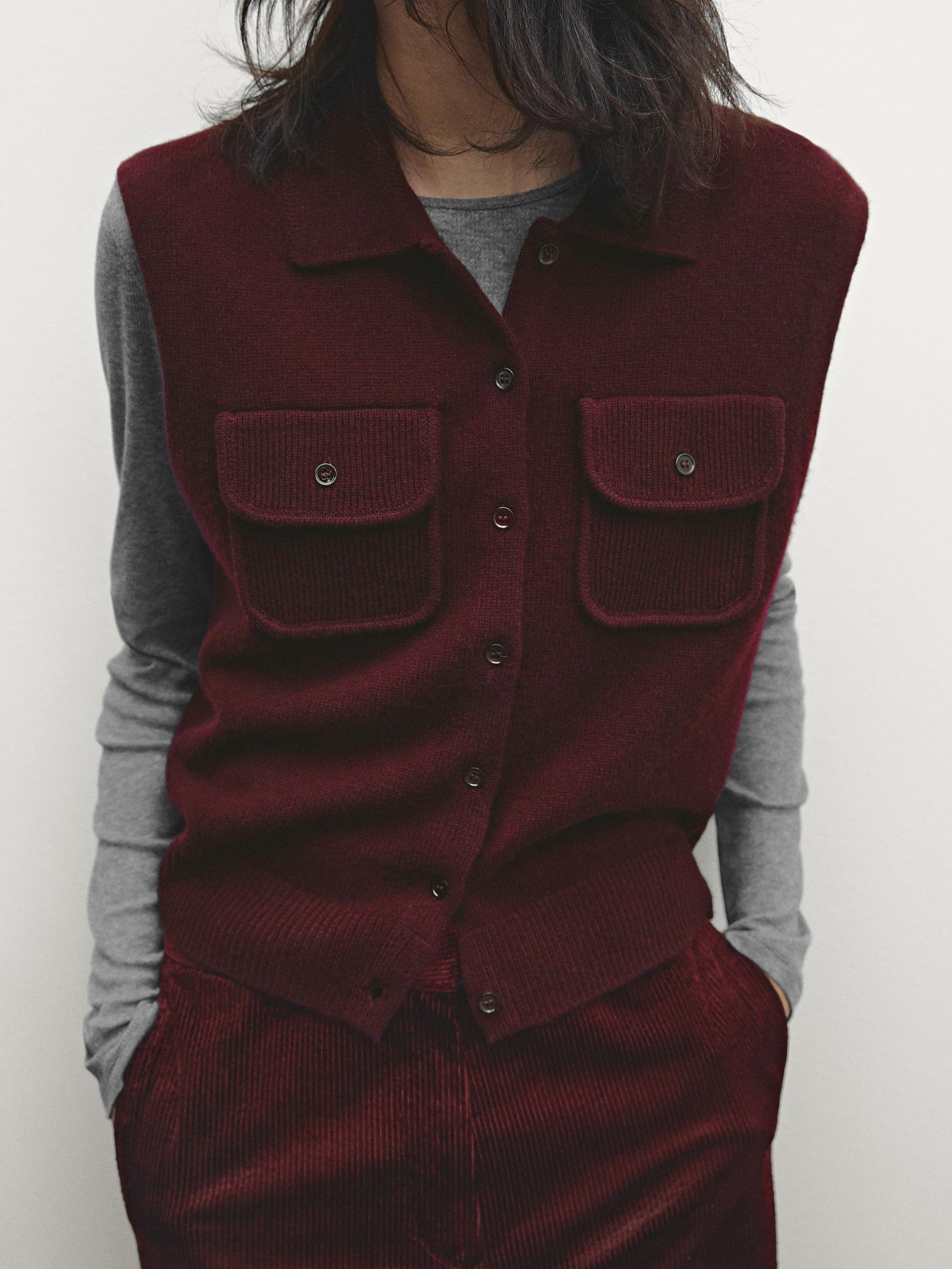 Cropped knit vest with pockets