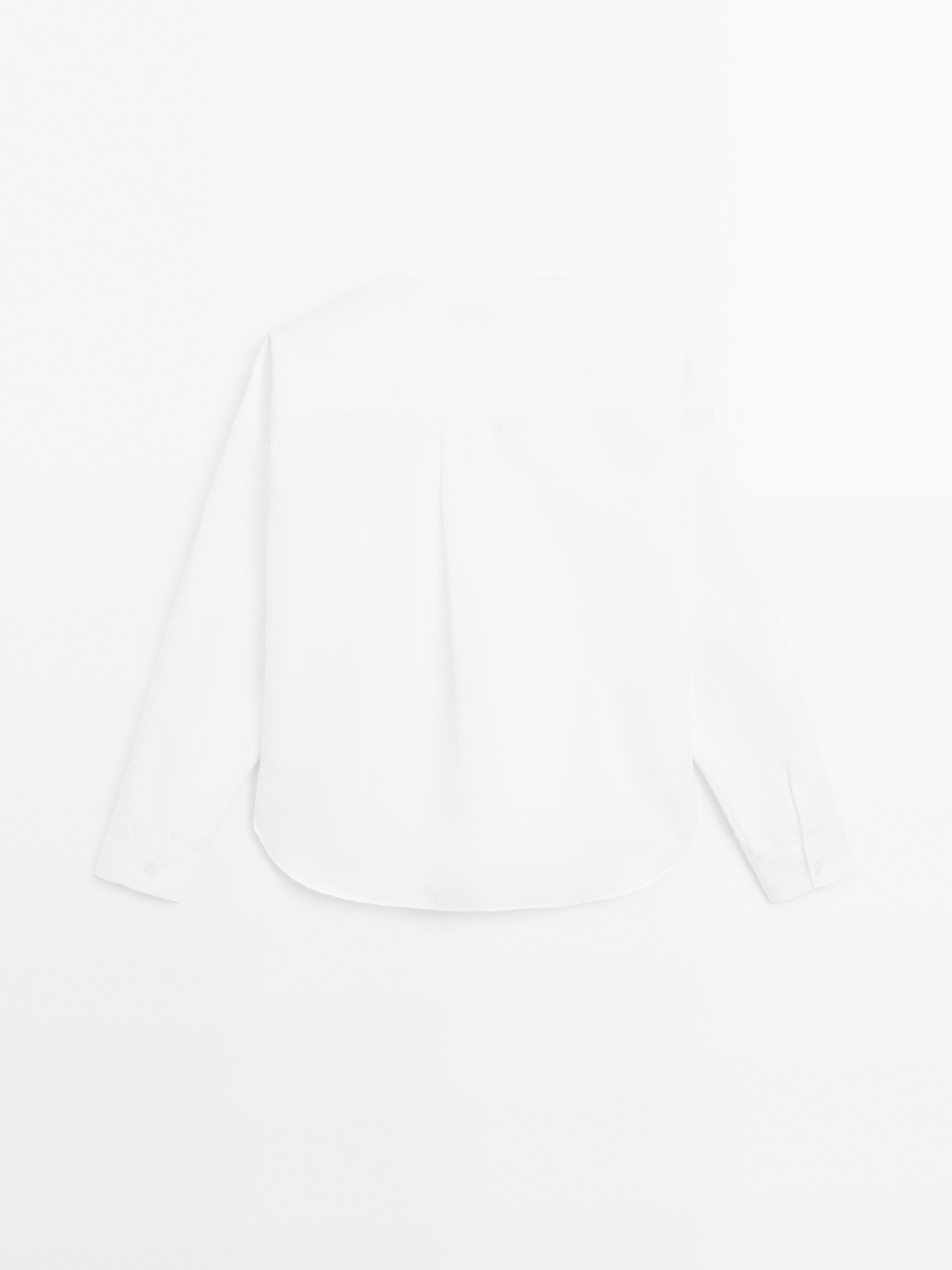 Poplin shirt with chest detailing