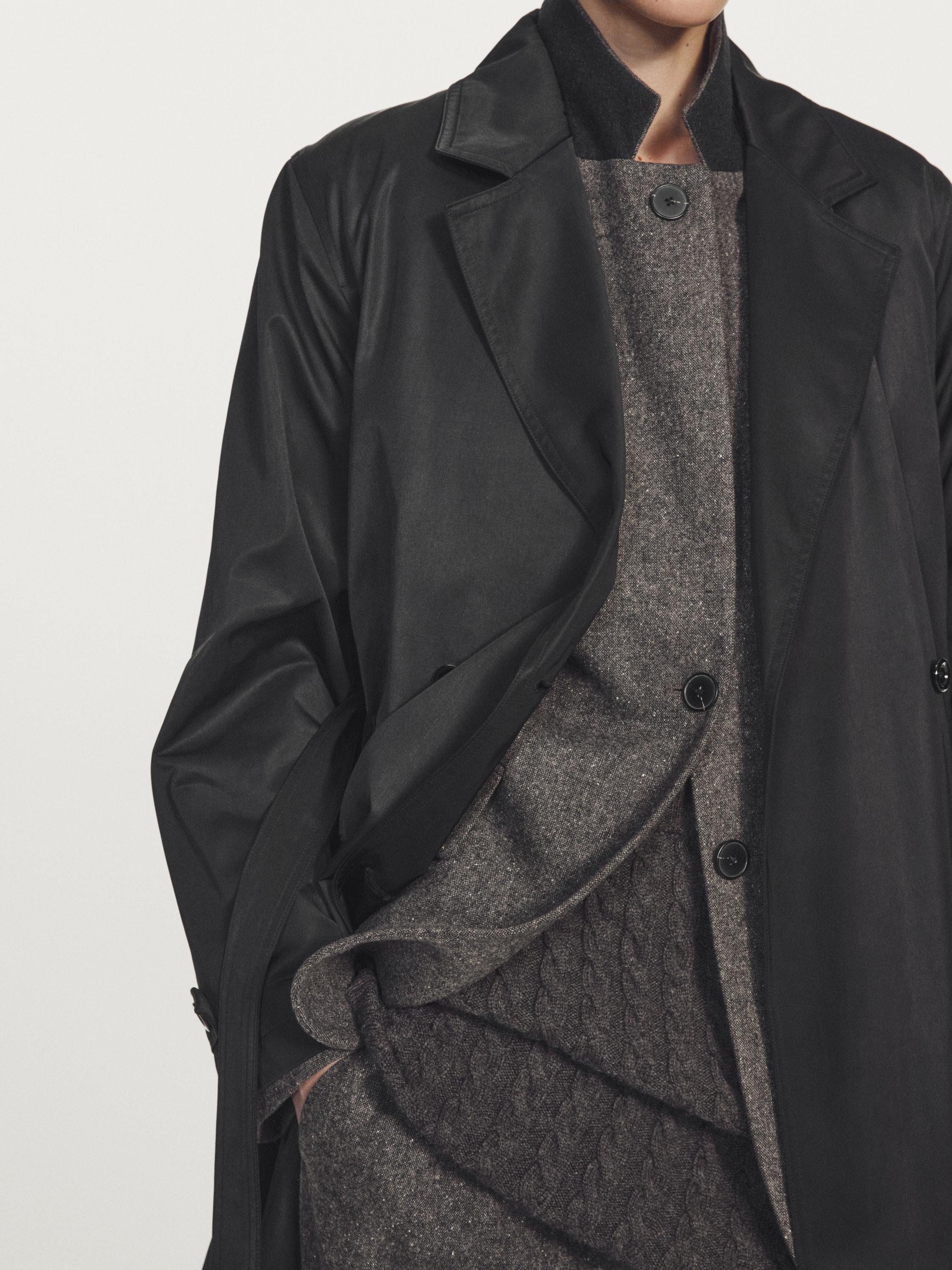Long water-repellent trench coat with inner waistcoat