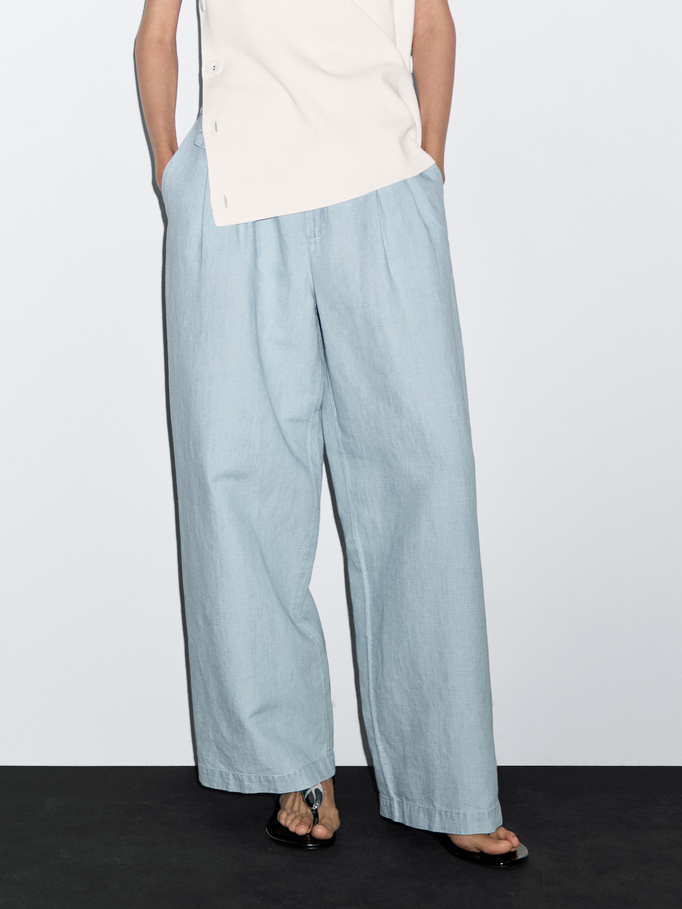 Flowing cotton blend jeans