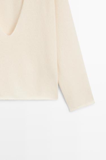 100% Cashmere V-Neck Knit Sweater — CREAM 7