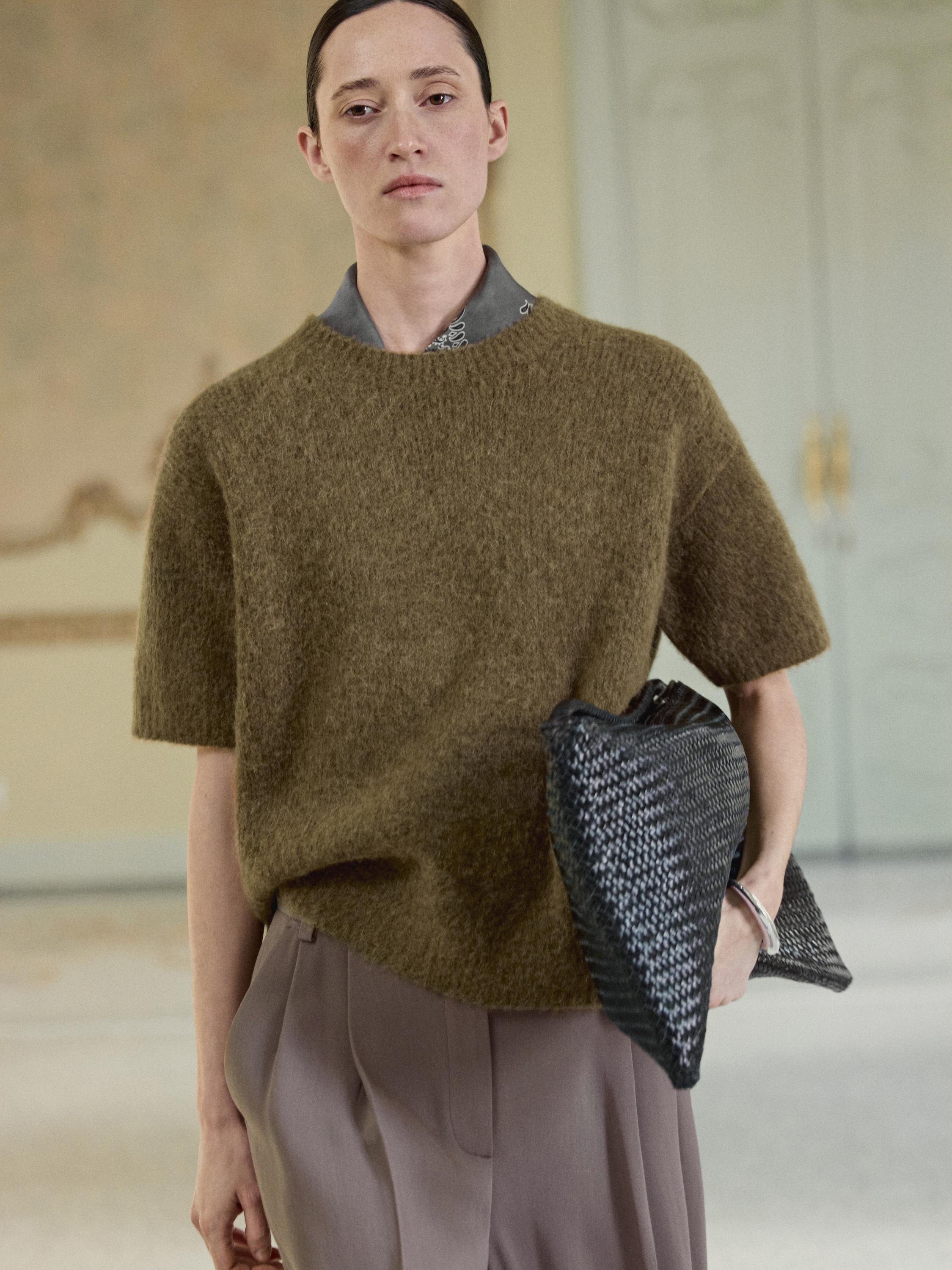 Flowing long wide-leg Bermuda shorts — MOLE BROWN