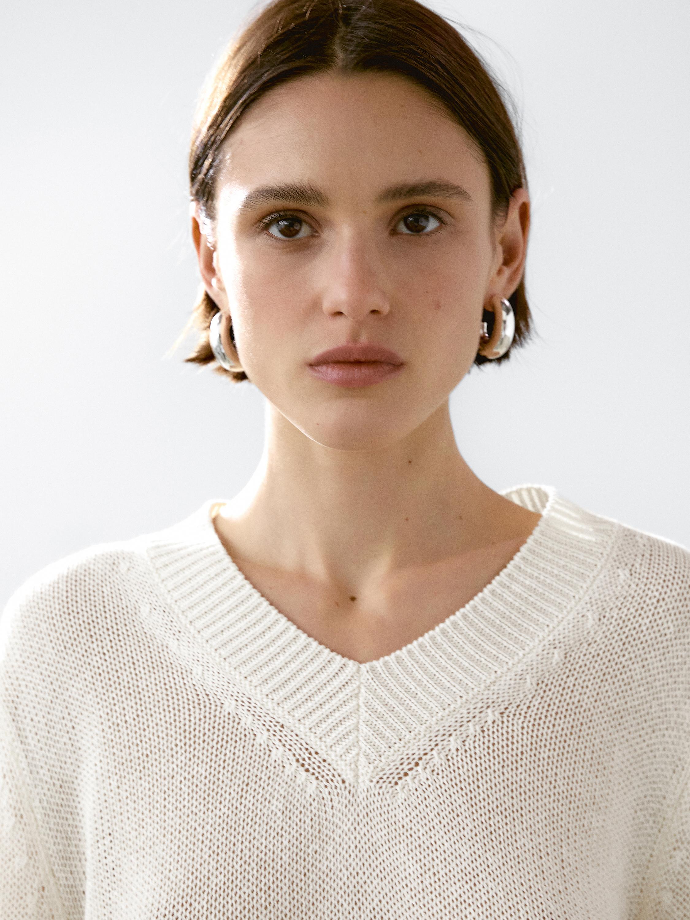 Pull col V coton mélangé