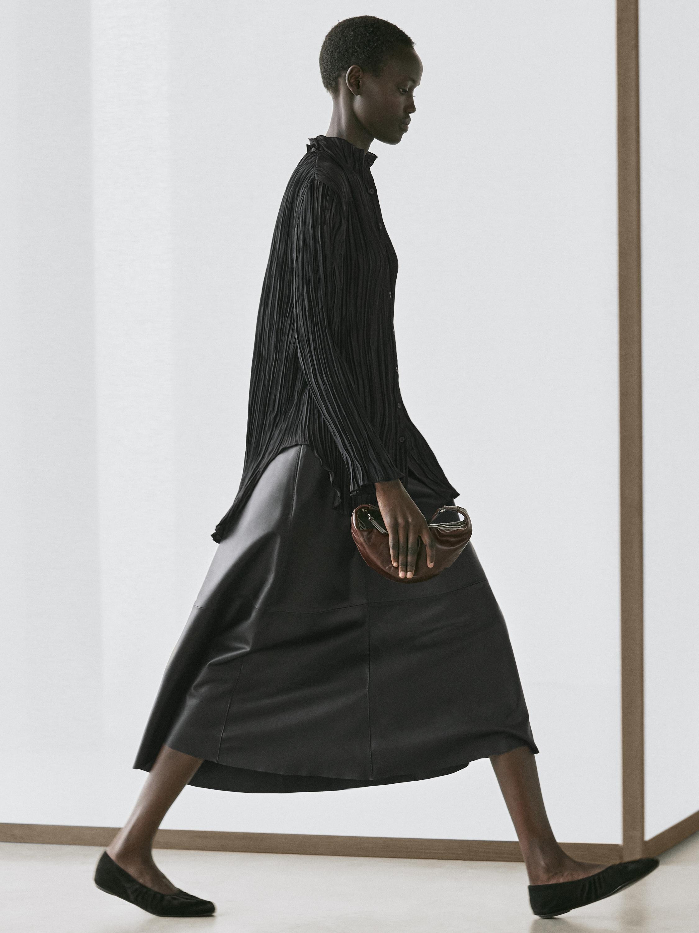 Luźna koszula z plisami