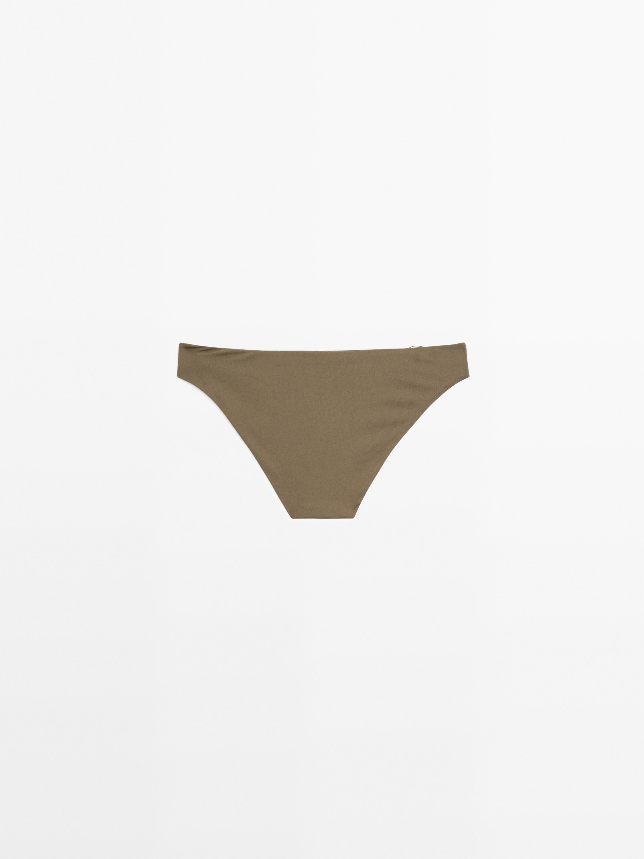 Bikini bottoms with ring detail