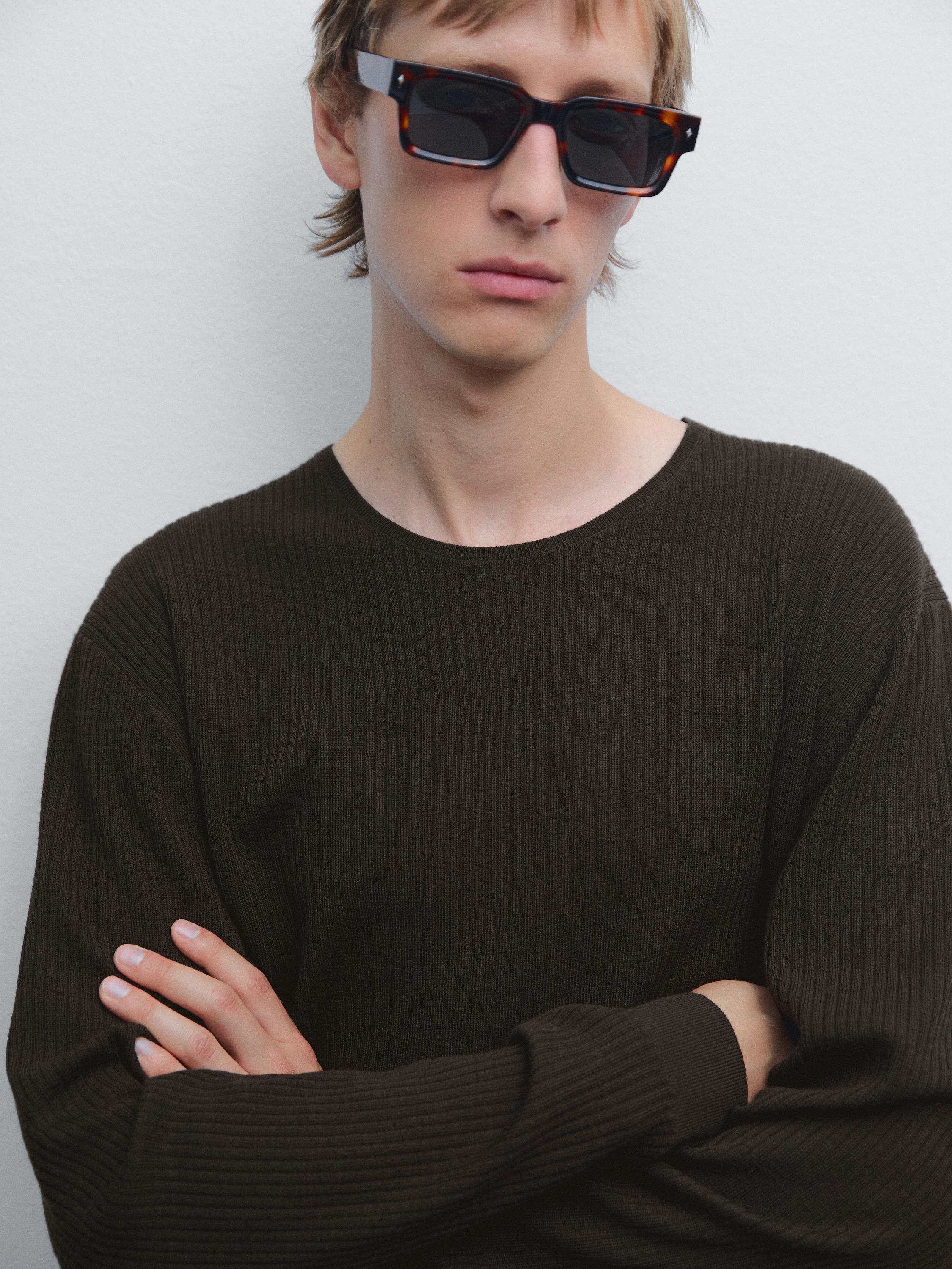 100% merino wool knit sweater