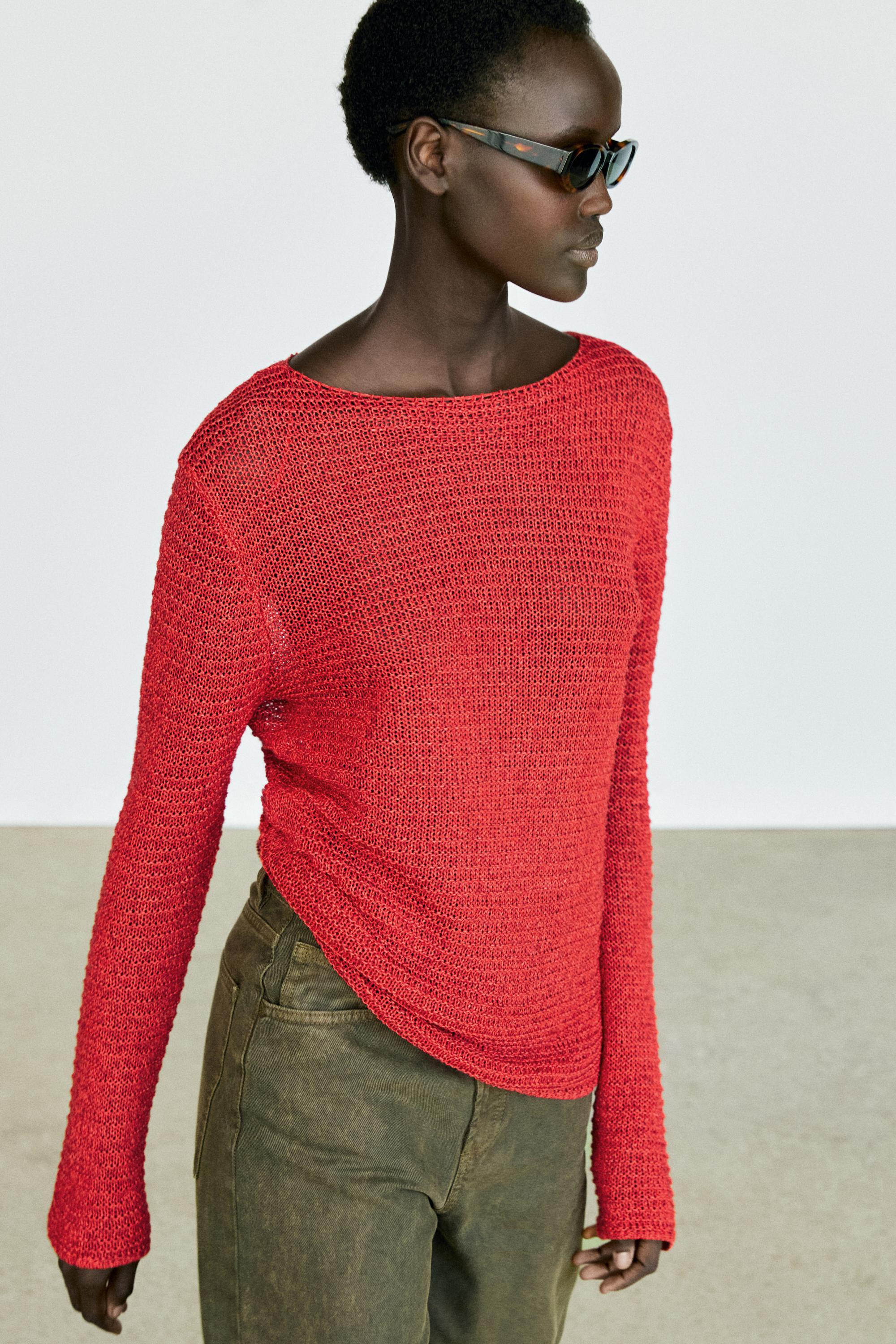 Boat neck knit sweater — RED