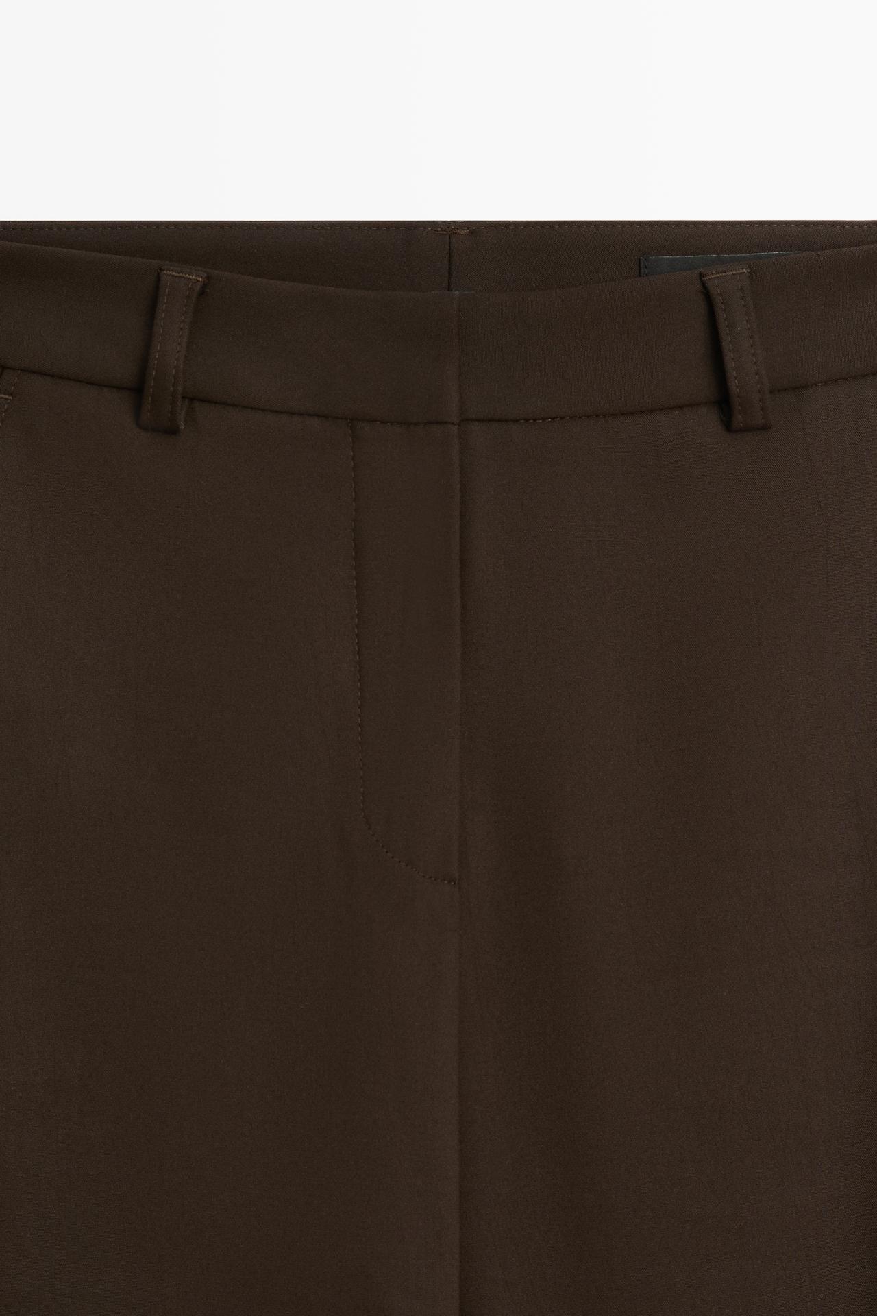 Technical flare fit pants — Chocolate