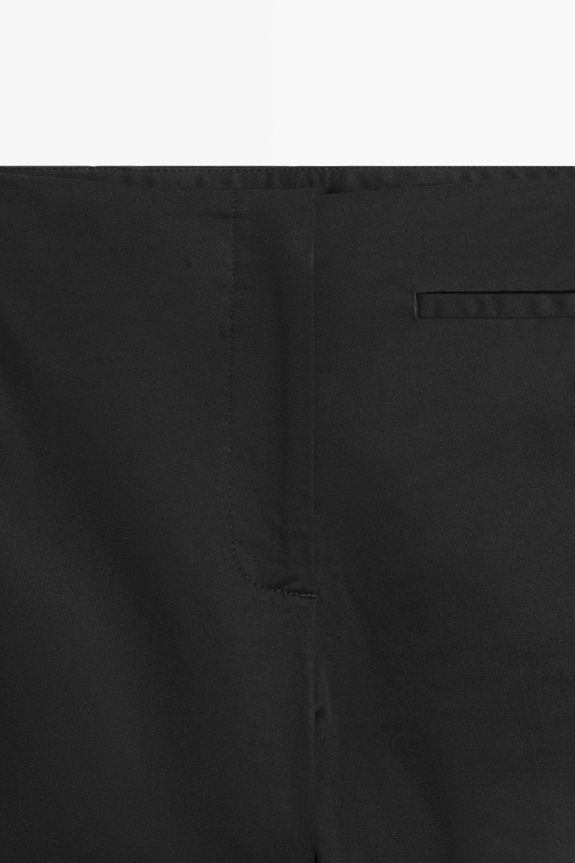 Cotton blend capris — BLACK