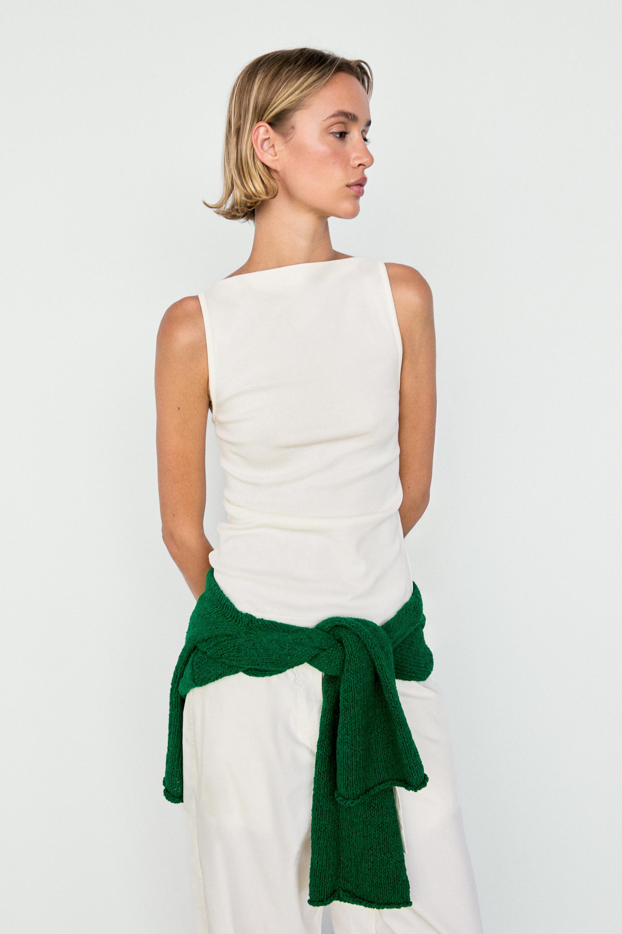 100% cotton straight neckline T-shirt — CREAM