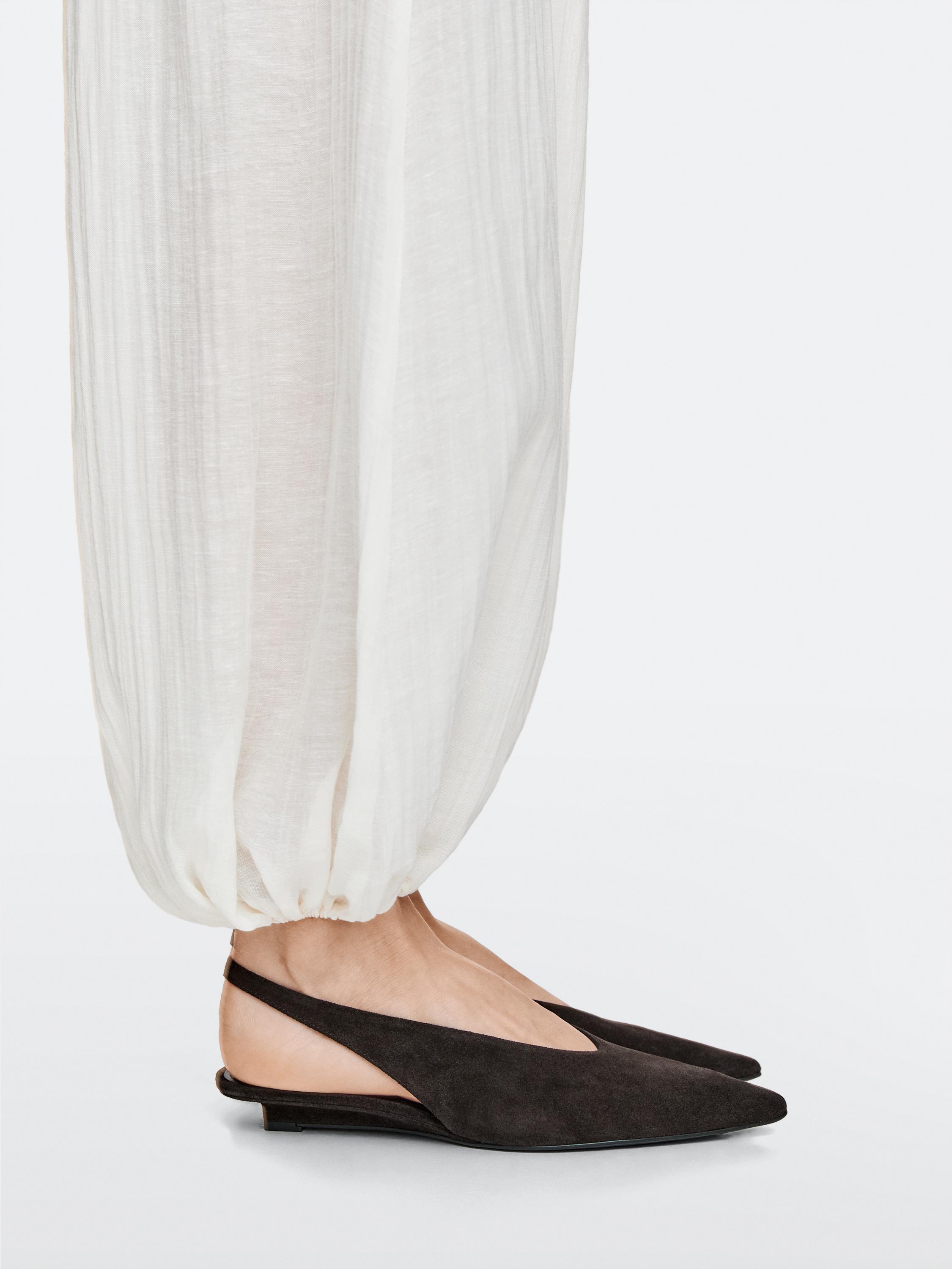 Split suede leather slingback shoes — BROWN