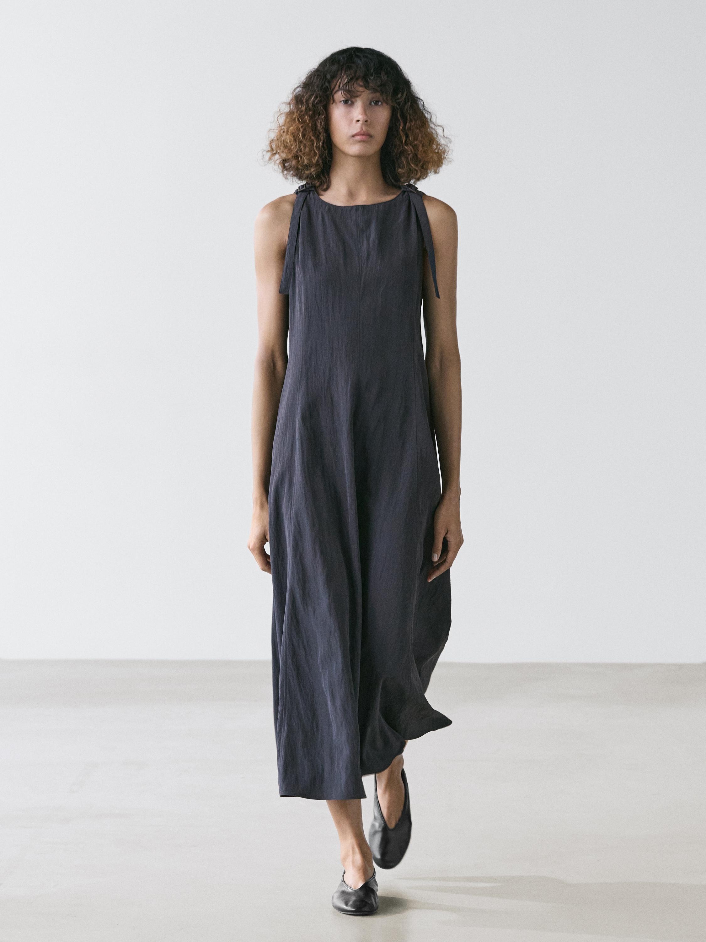 Flowing midi dress with buckles — GREY BLUE