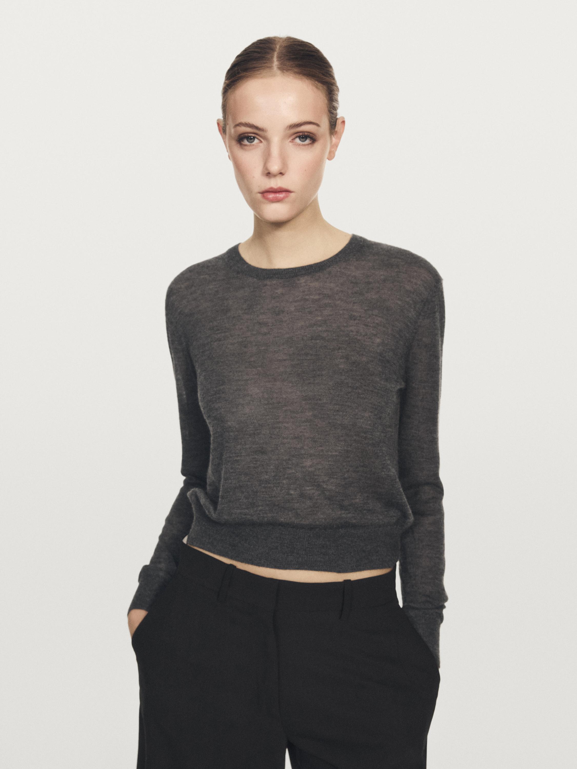 100% cashmere fine knit sweater
