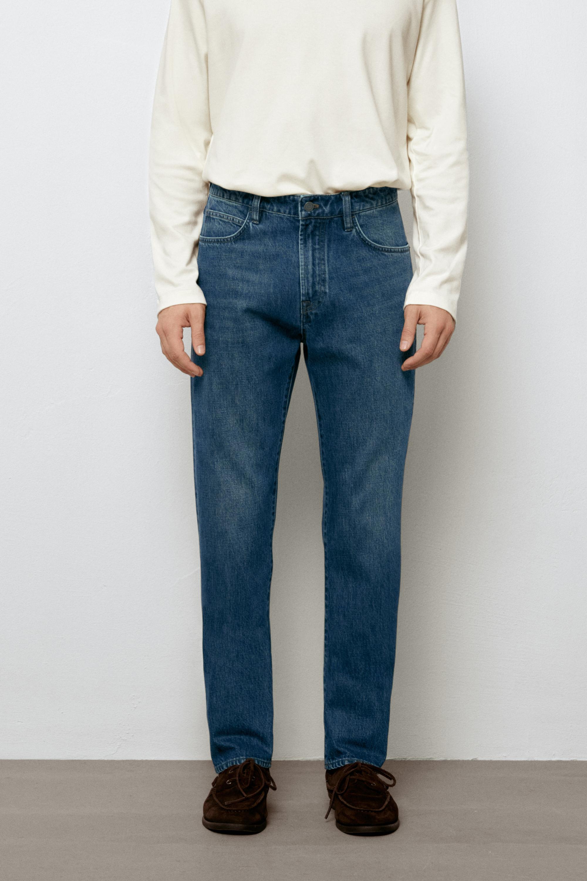 Tapered fit jeans