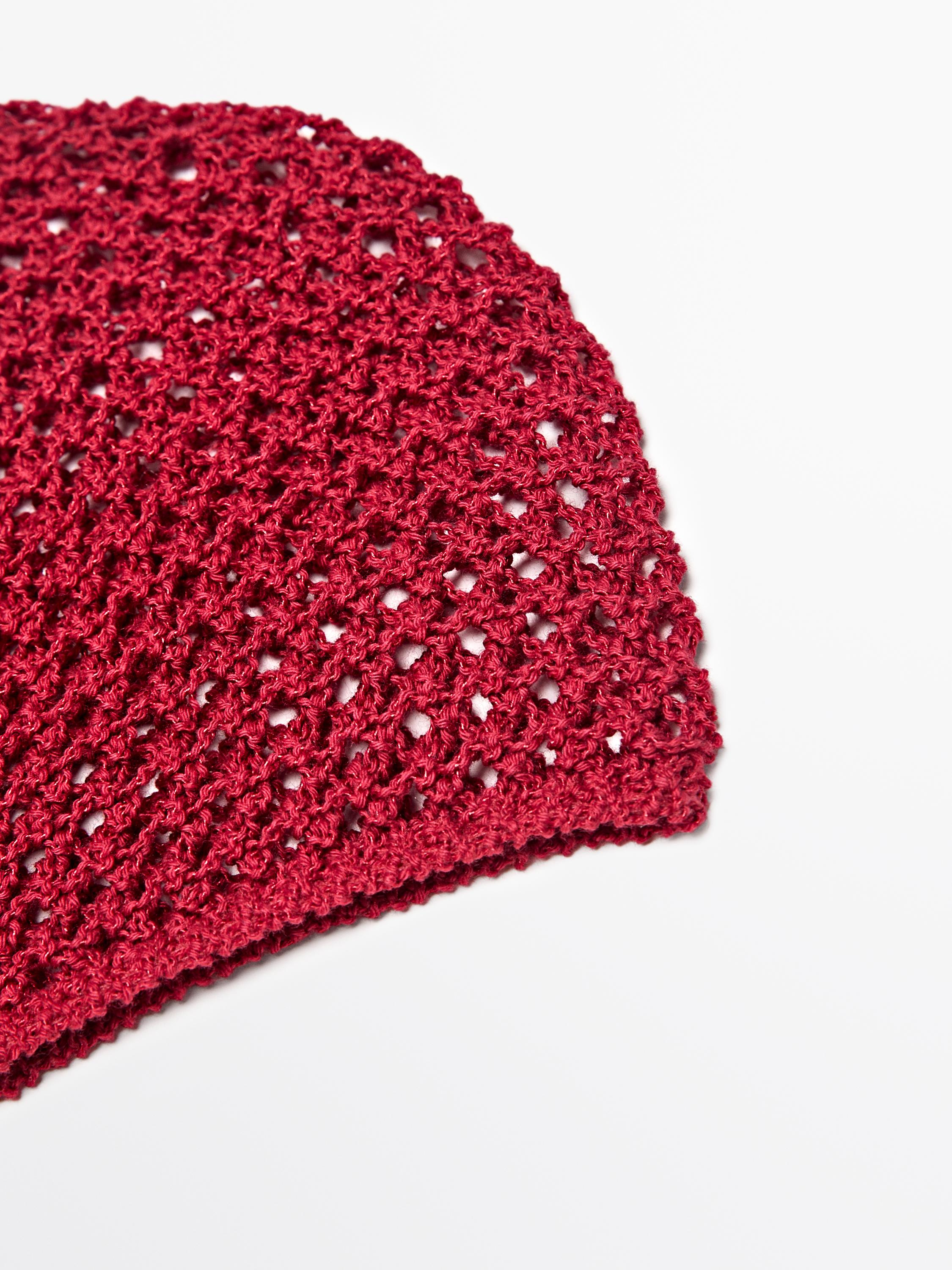 Cotton blend crochet beanie — RED