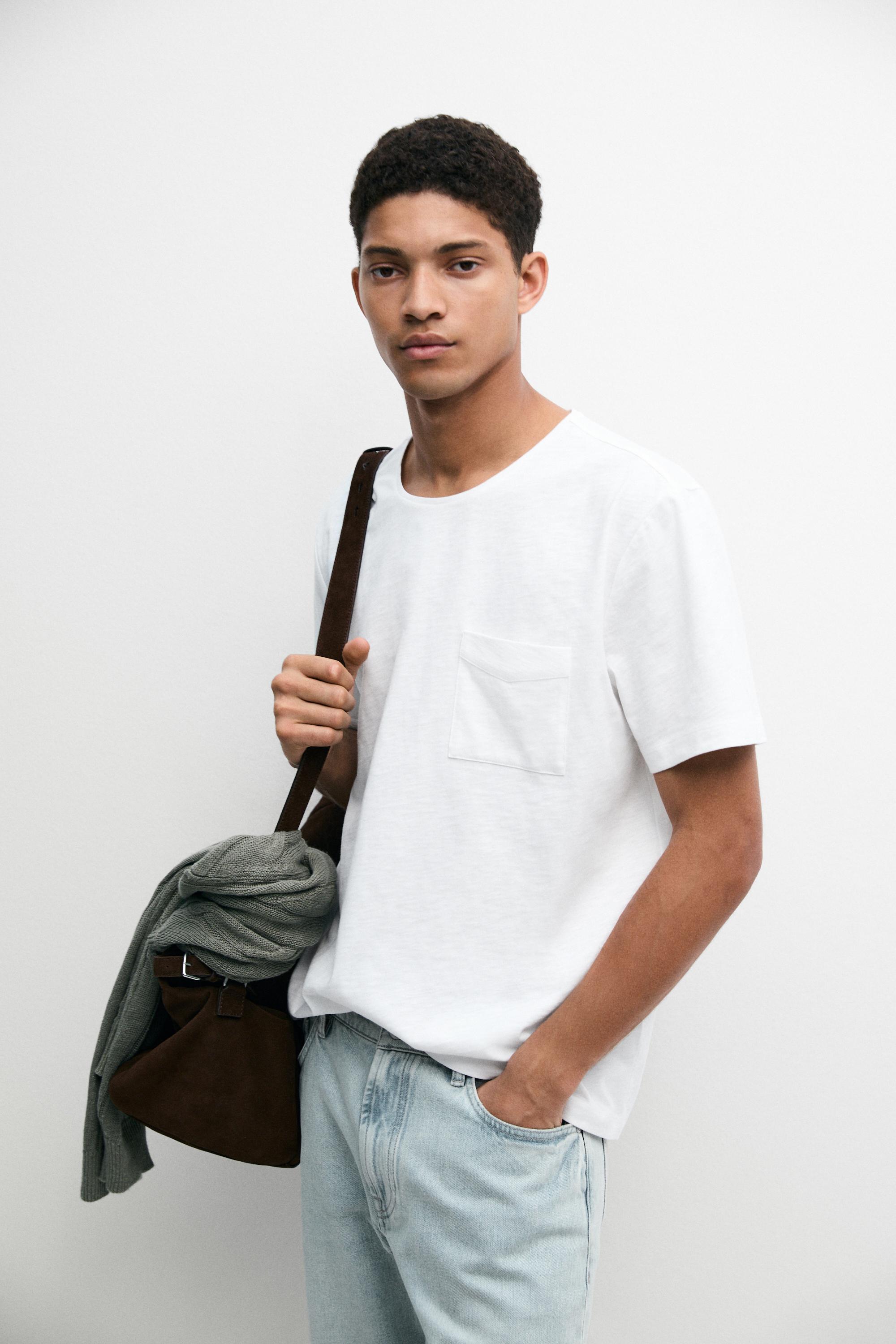 Short sleeve T-shirt with pocket detail — WHITE