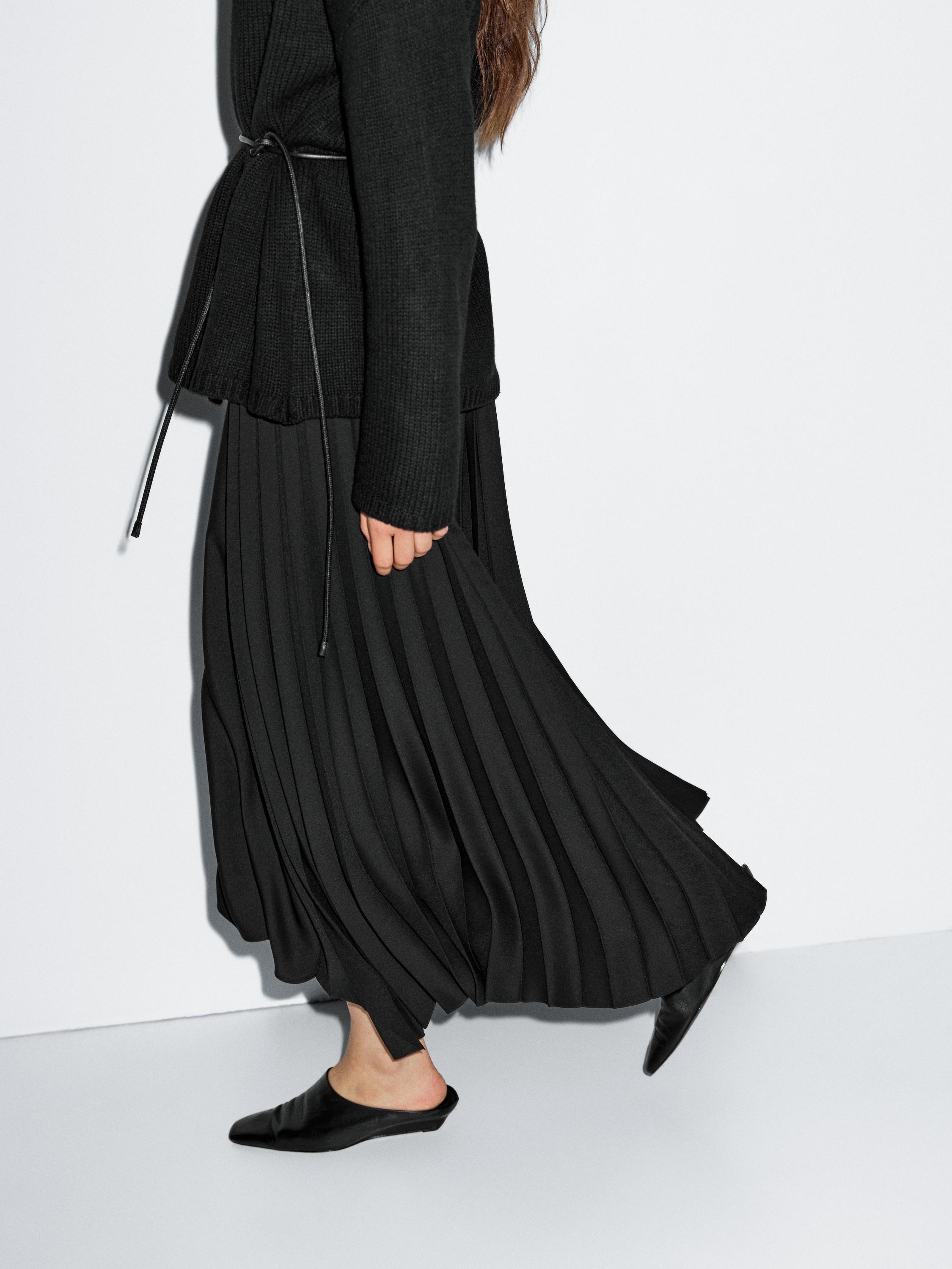 Asymmetric box pleat skirt