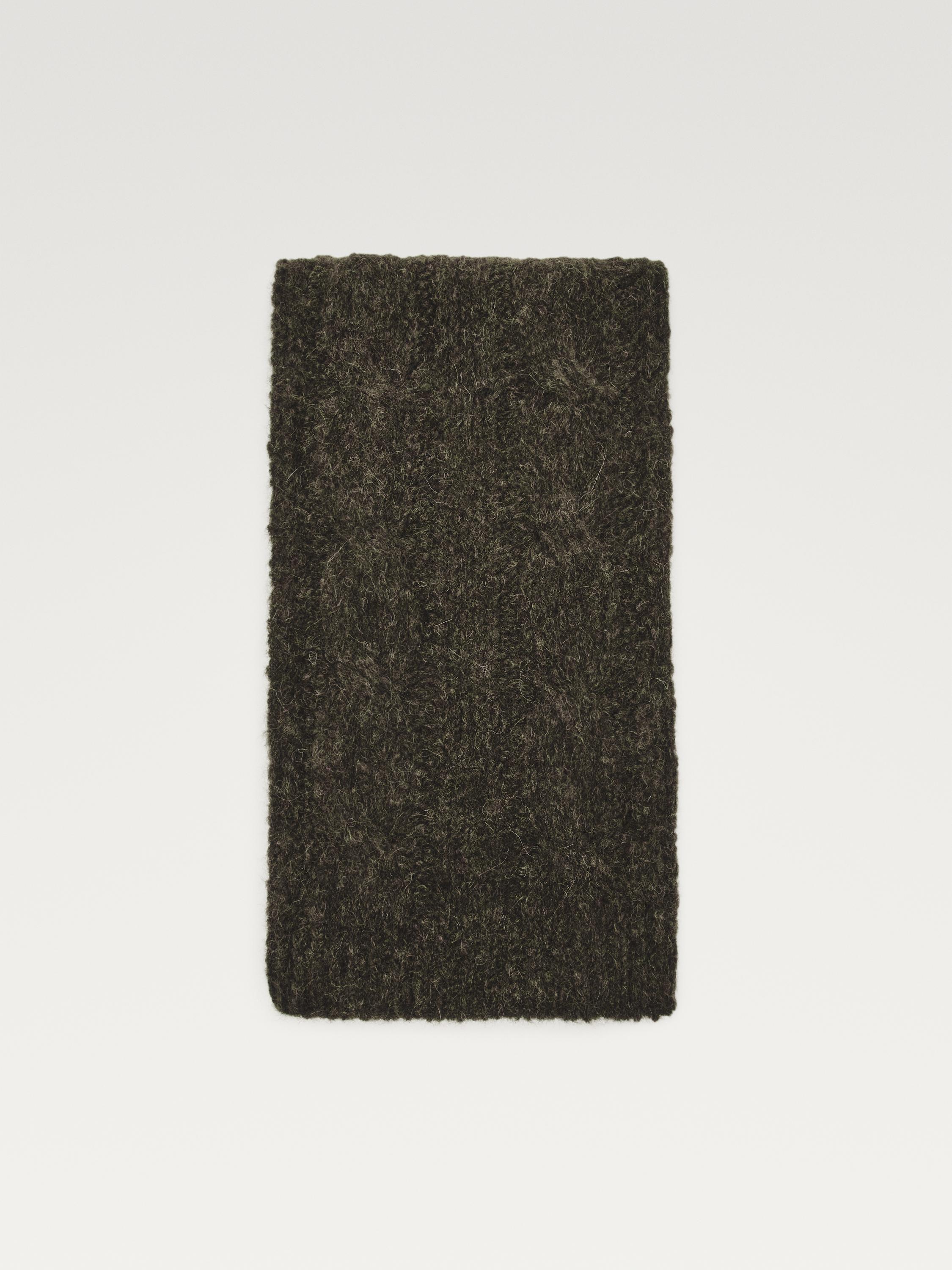 Шарф из смесовой альпаки с узором «косы»